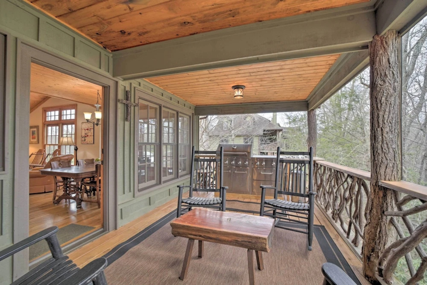 Woodsy Smoky Mtn Hideaway w/ Grill & Views!