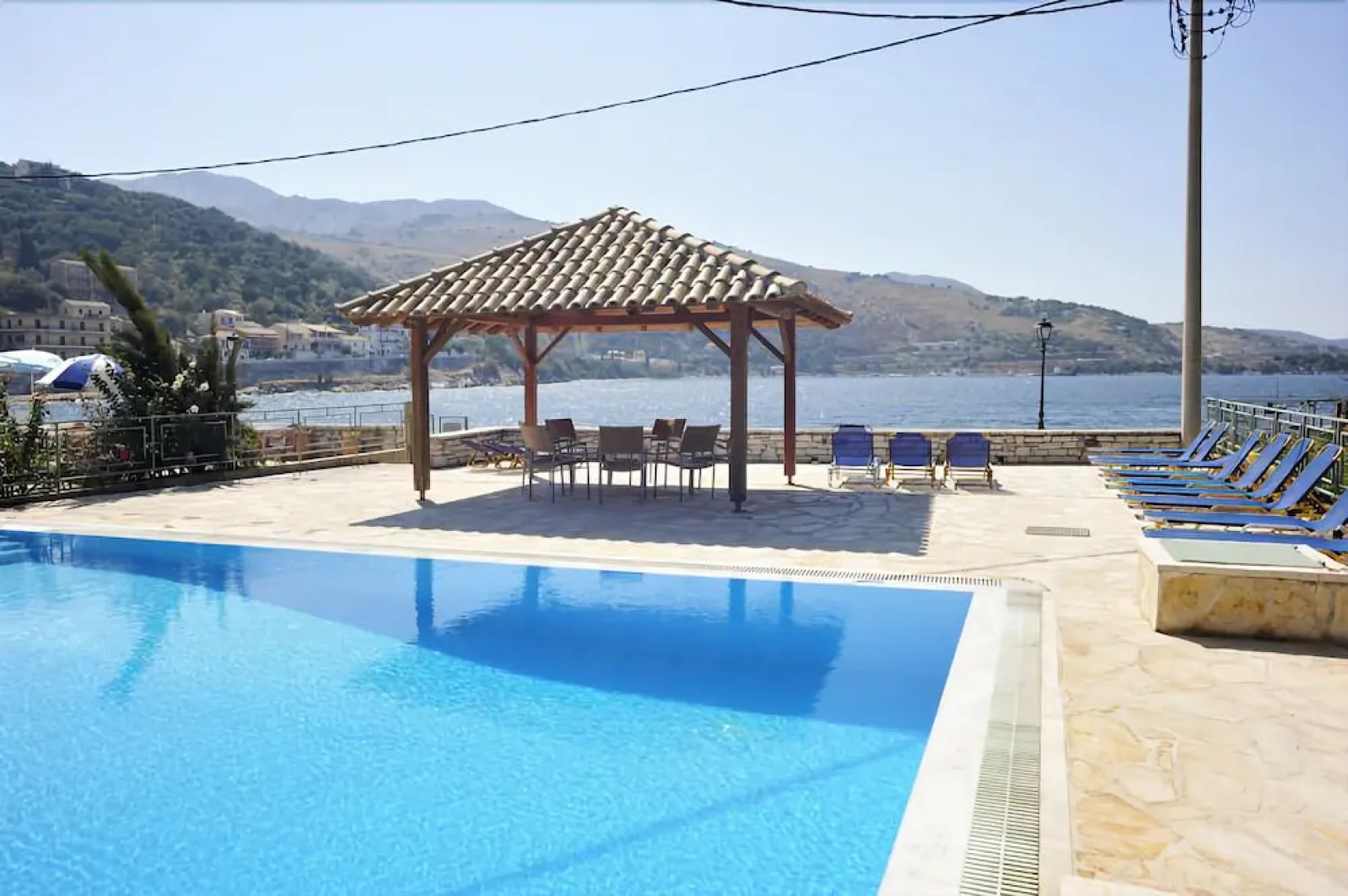 Marika Apartments & Annexe