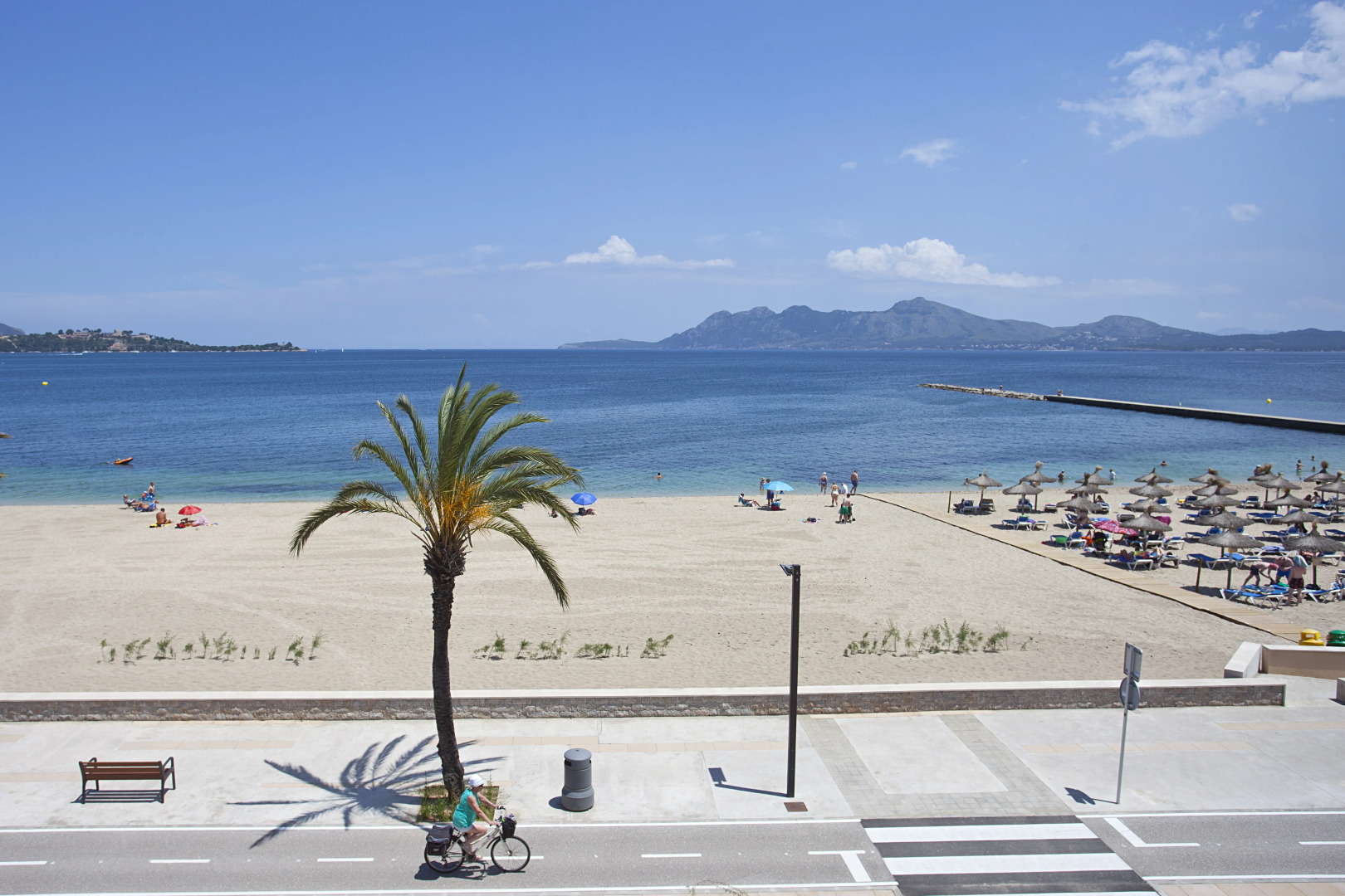 Aparthotel Galeón Suites