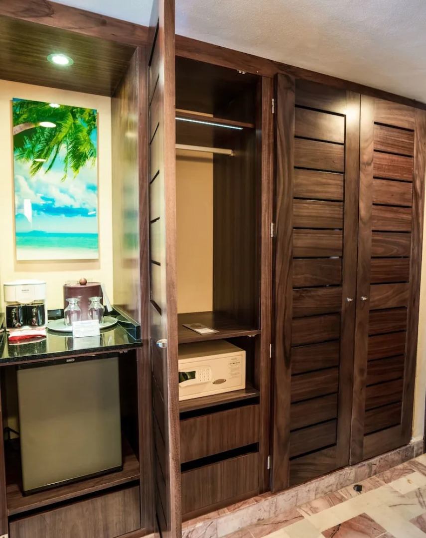 Wyndham Grand Cancun All Inclusive Resort & Villas