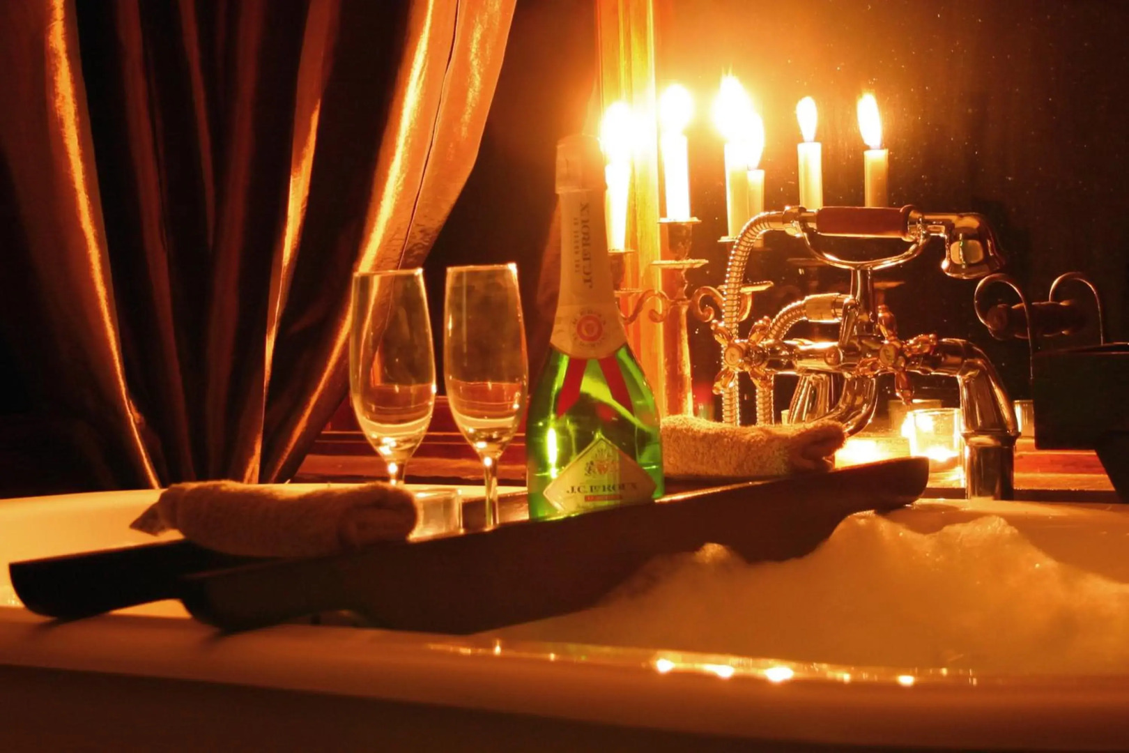 Forest Creek Lodge & Spa