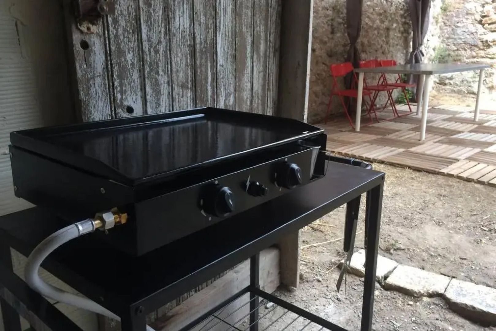 Nyons Centre, plage, vue, appart 6 pers, jardin