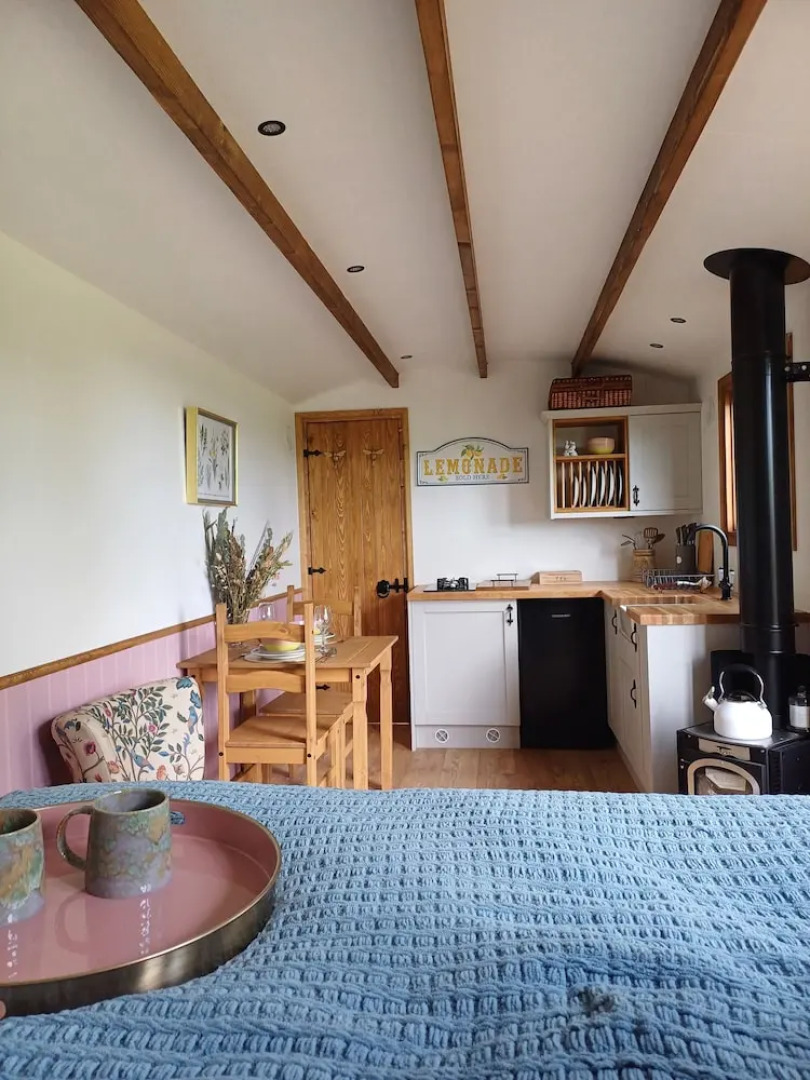 The Heartwood - Luxury Cabin Near York