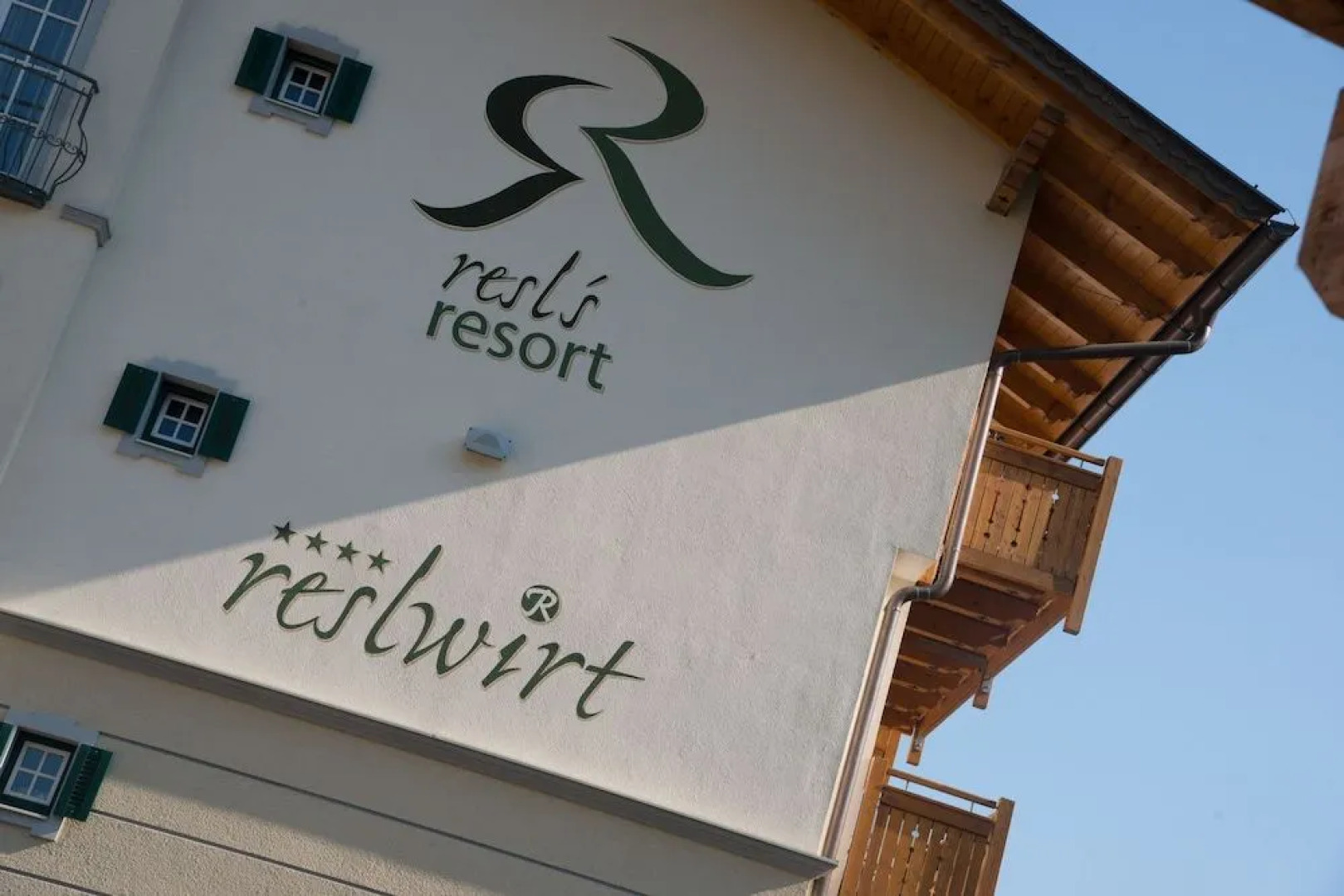 Resl Resort