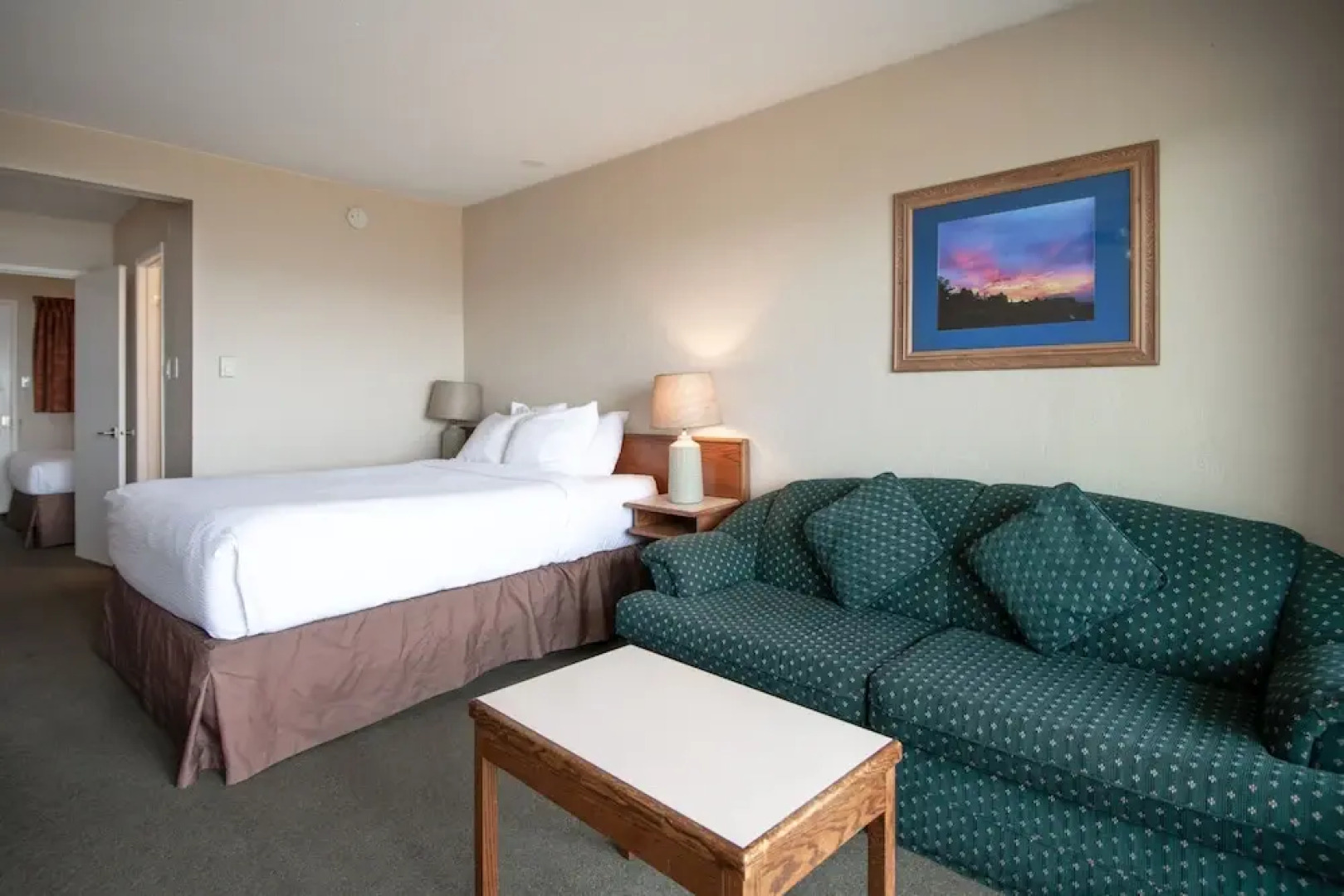 Sea Edge Beachside Hotel