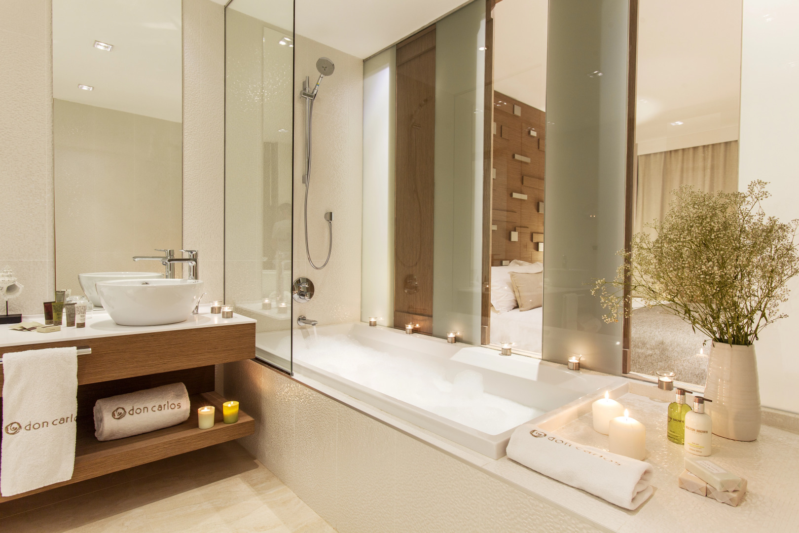 The Oasis by Don Carlos Resort