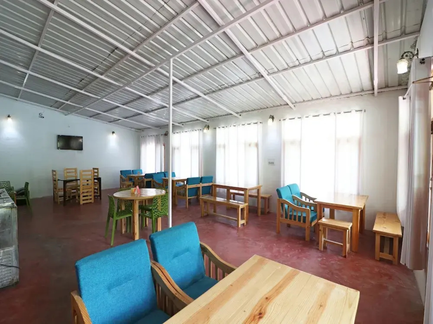 OYO 15139 Hotel Devlok International