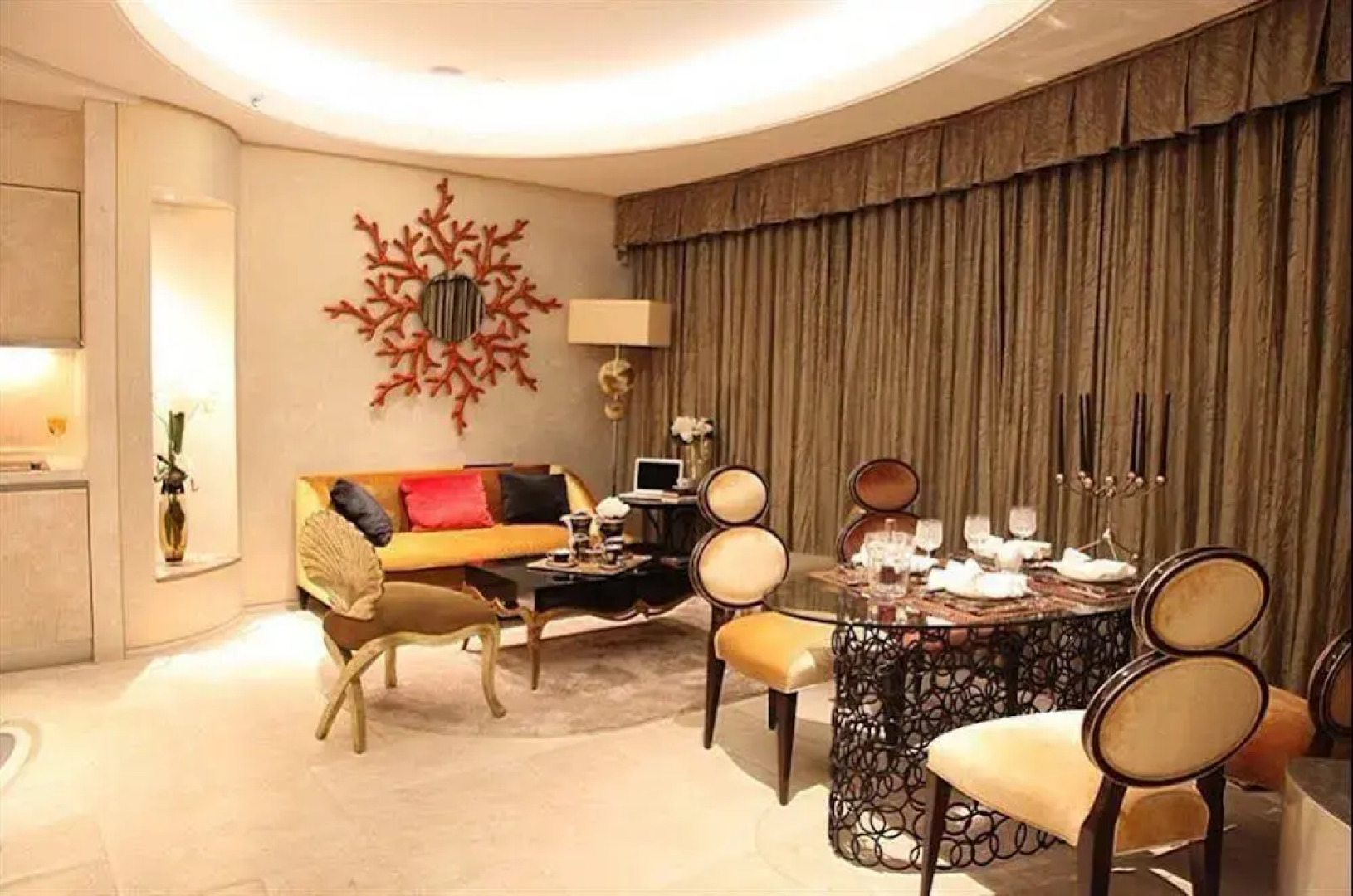 Reclusive Life Phoenix Island