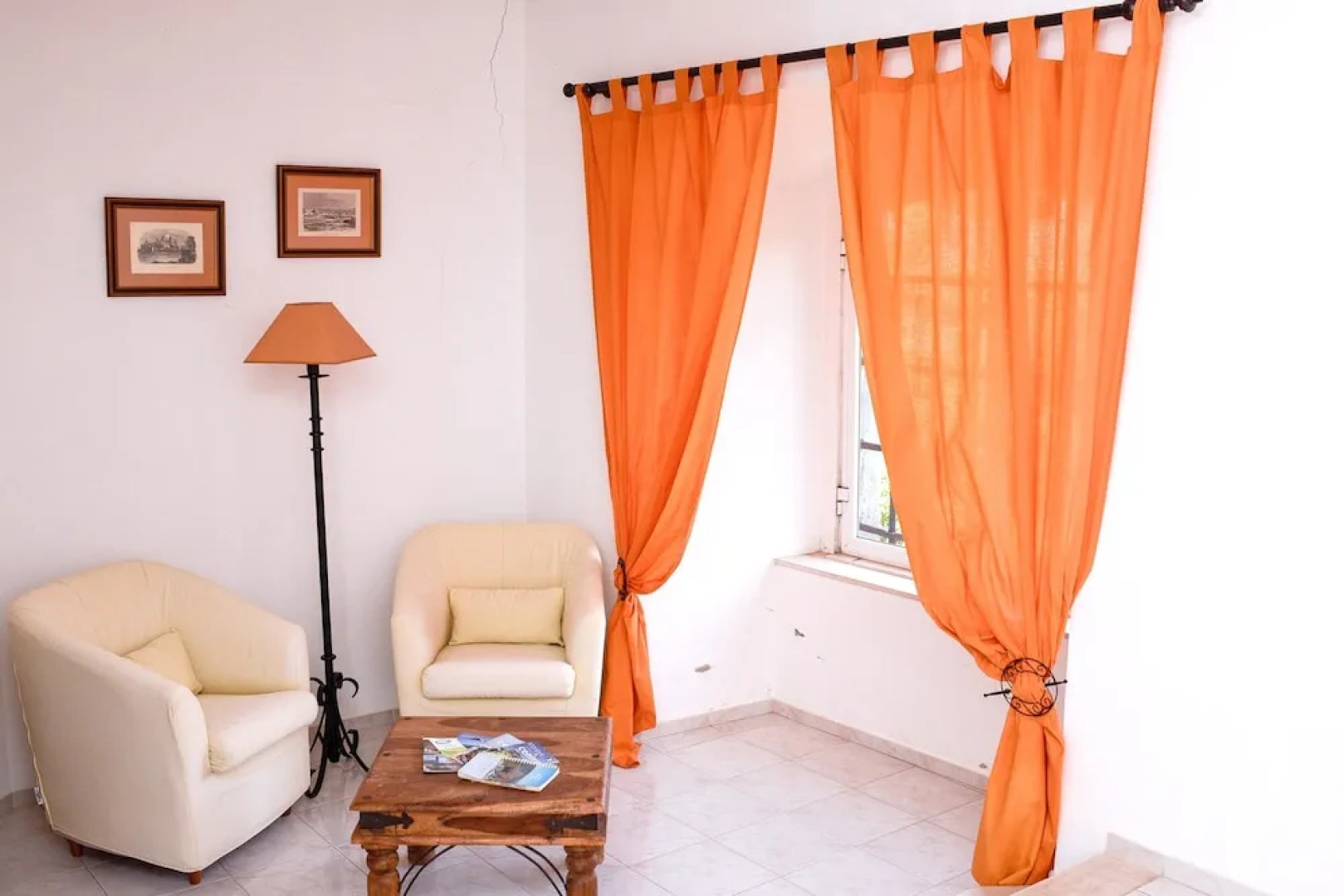 House With 2 Bedrooms in Porto de Mós, With Wonderful Lake View, Pool