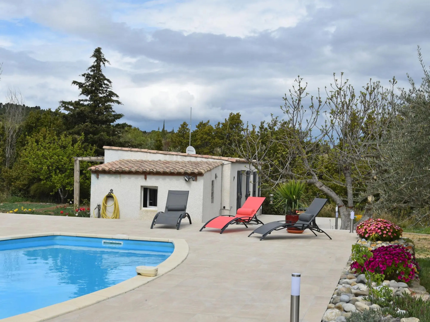 Villa With Private Pool and Enclosed Garden Between the Vineyards and Hiking Trails