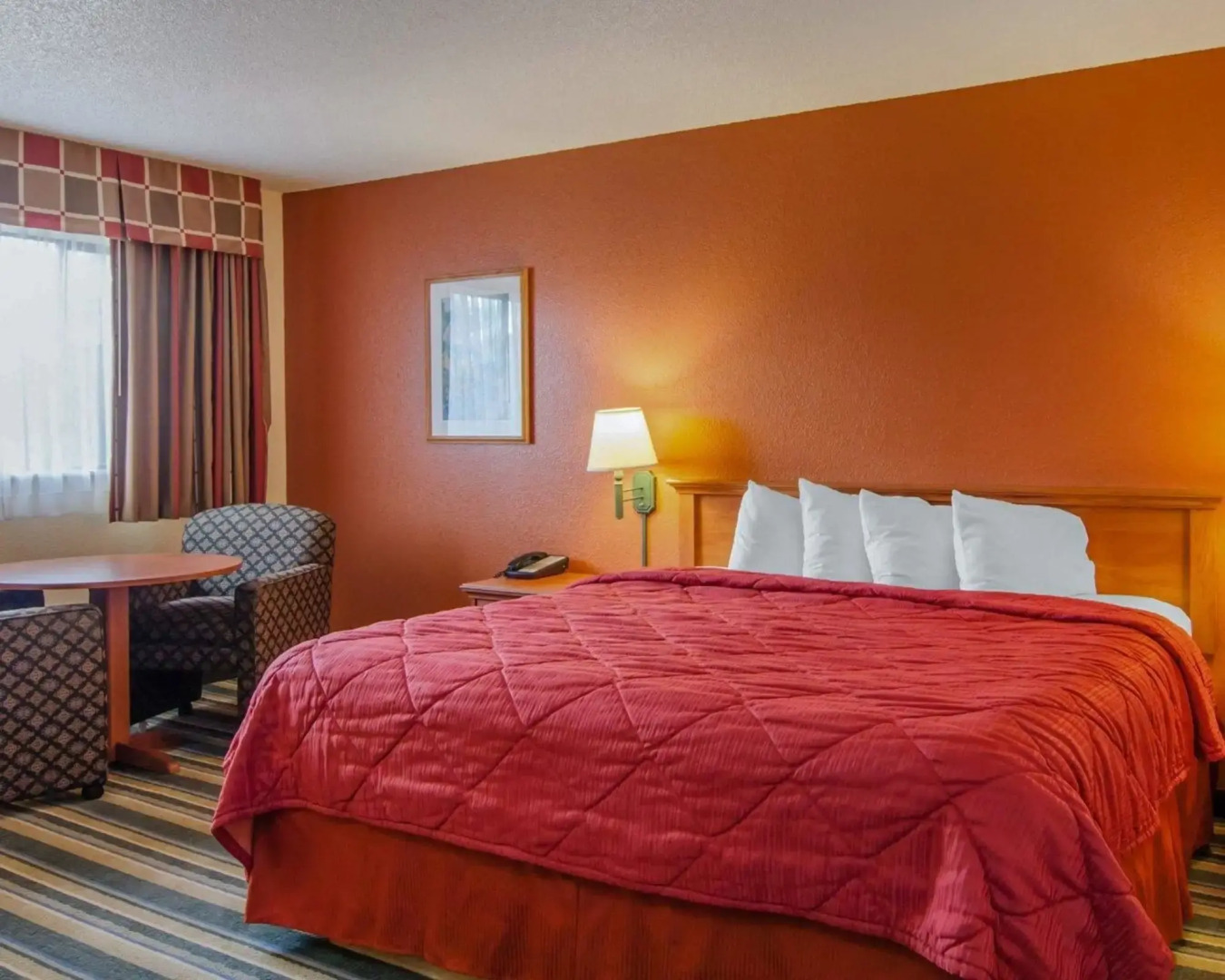 Quality Inn & Suites Medford Airport