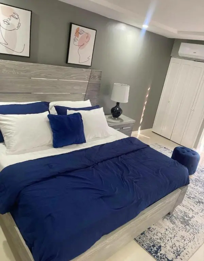 Luxury Vacation Home Pool 1