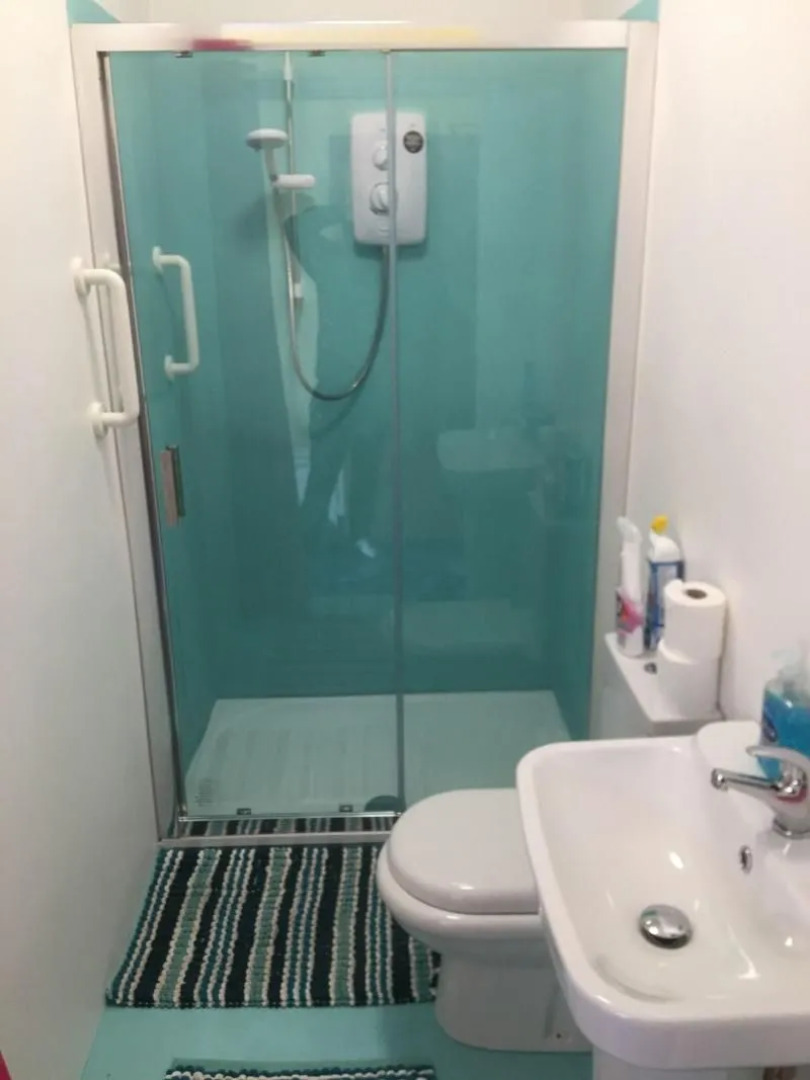 Singer House Guest House