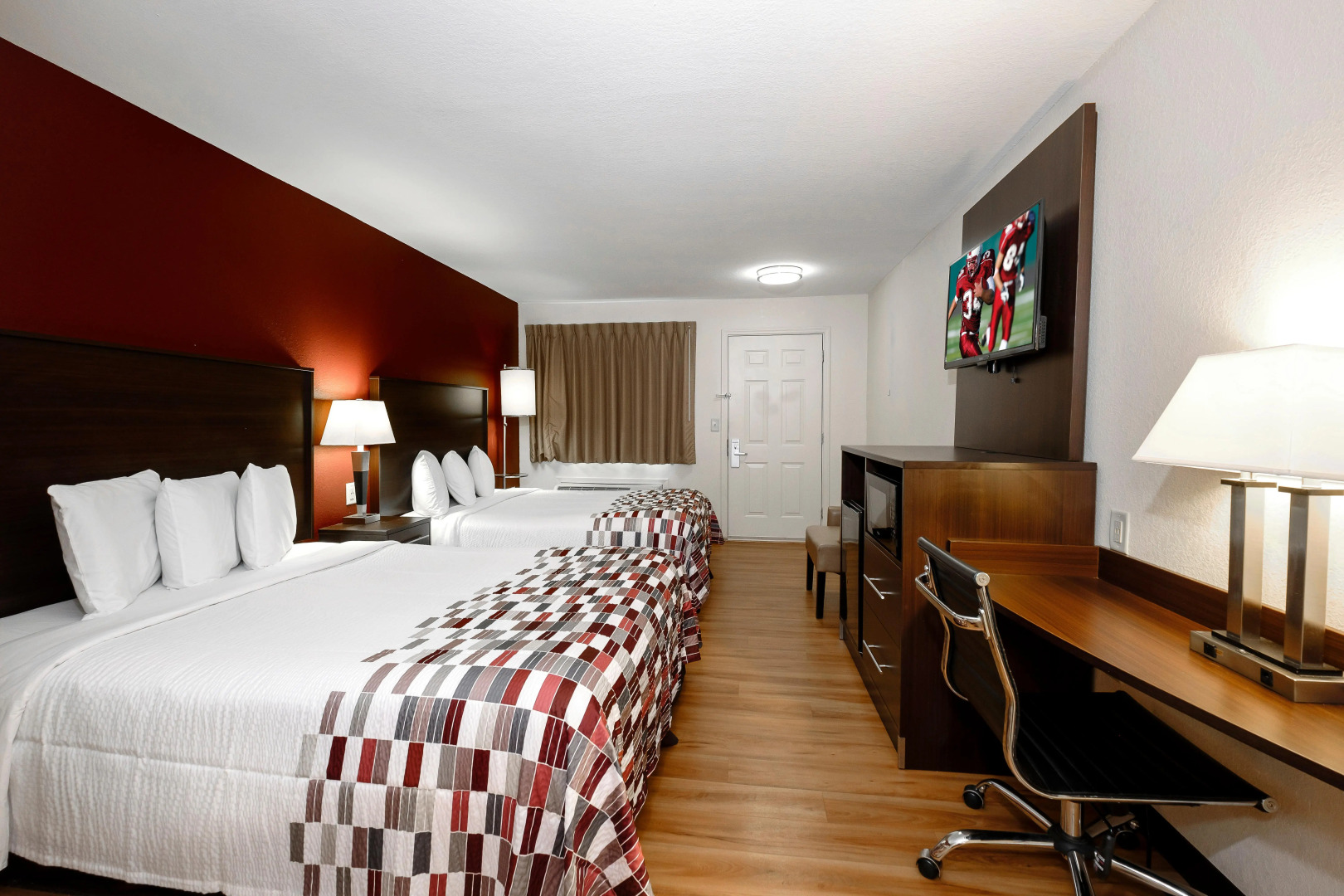 Super 8 by Wyndham Helen