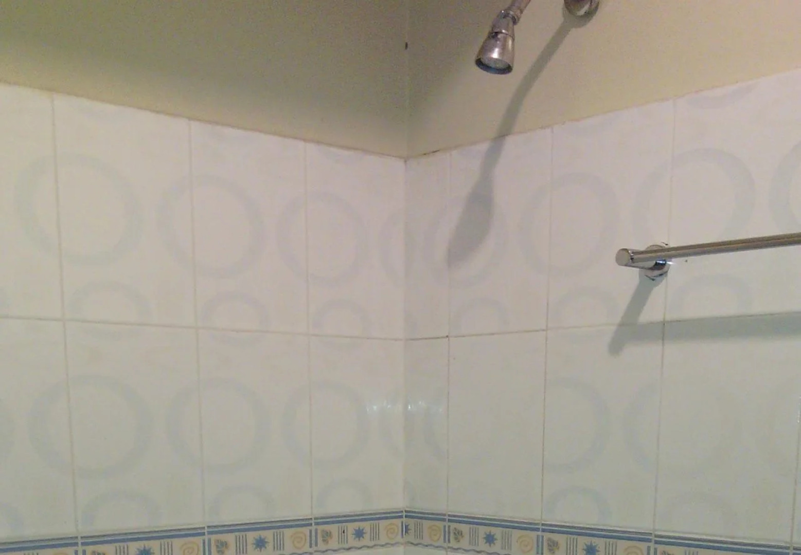 Blue Velvet Hotel & Cafe