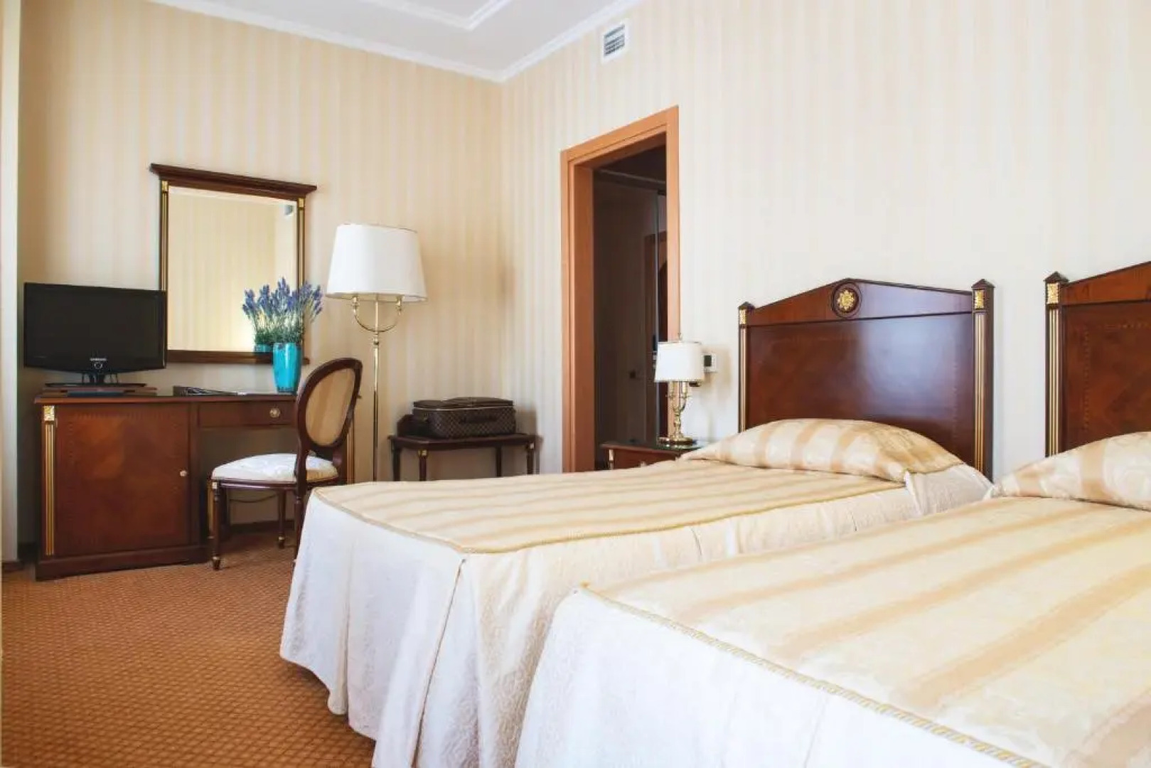 Подол Плаза