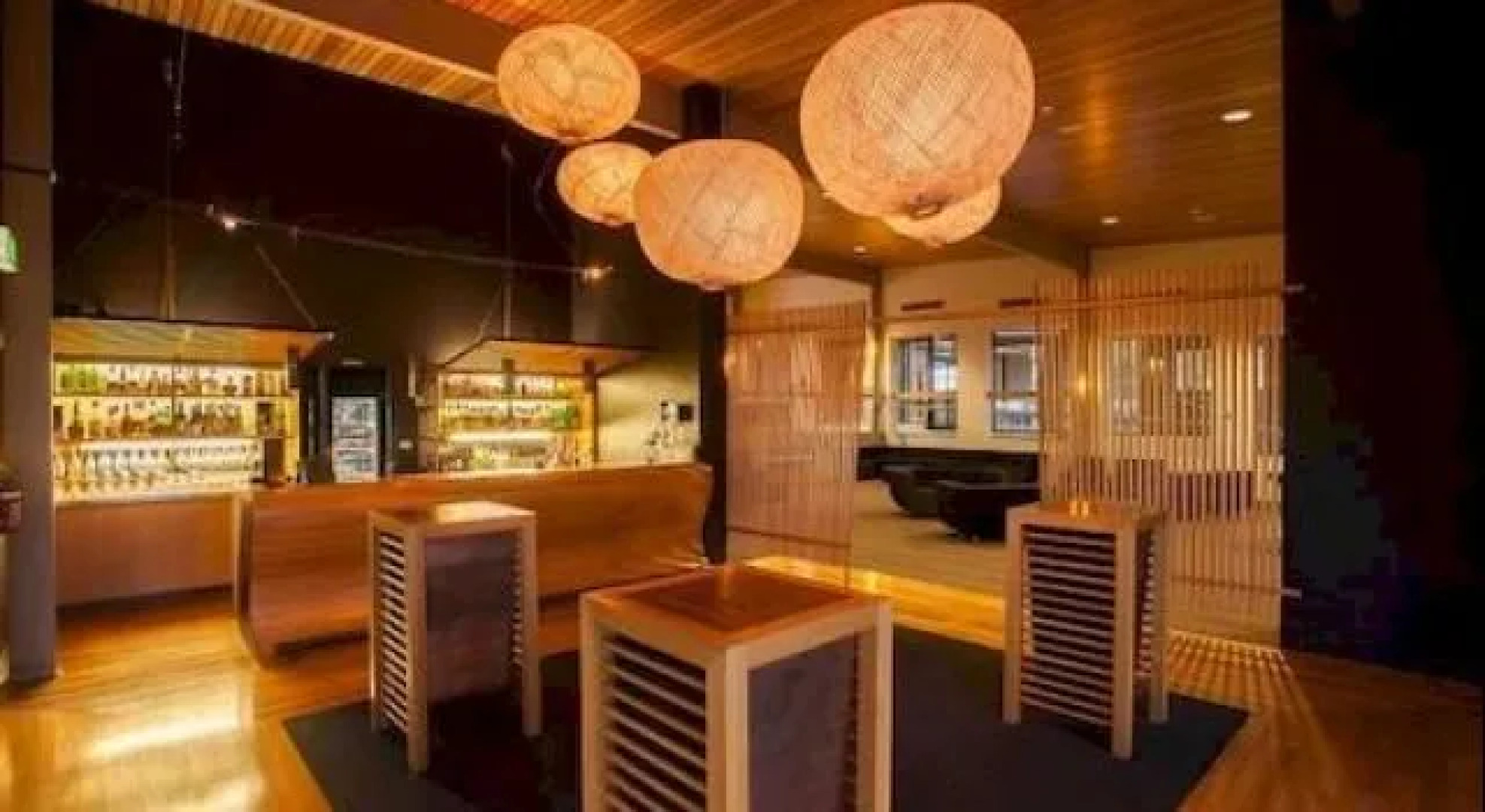 Deakin Management Centre