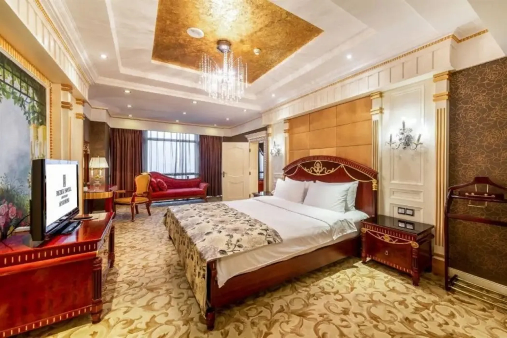 Chongqing Kingtown Hotel