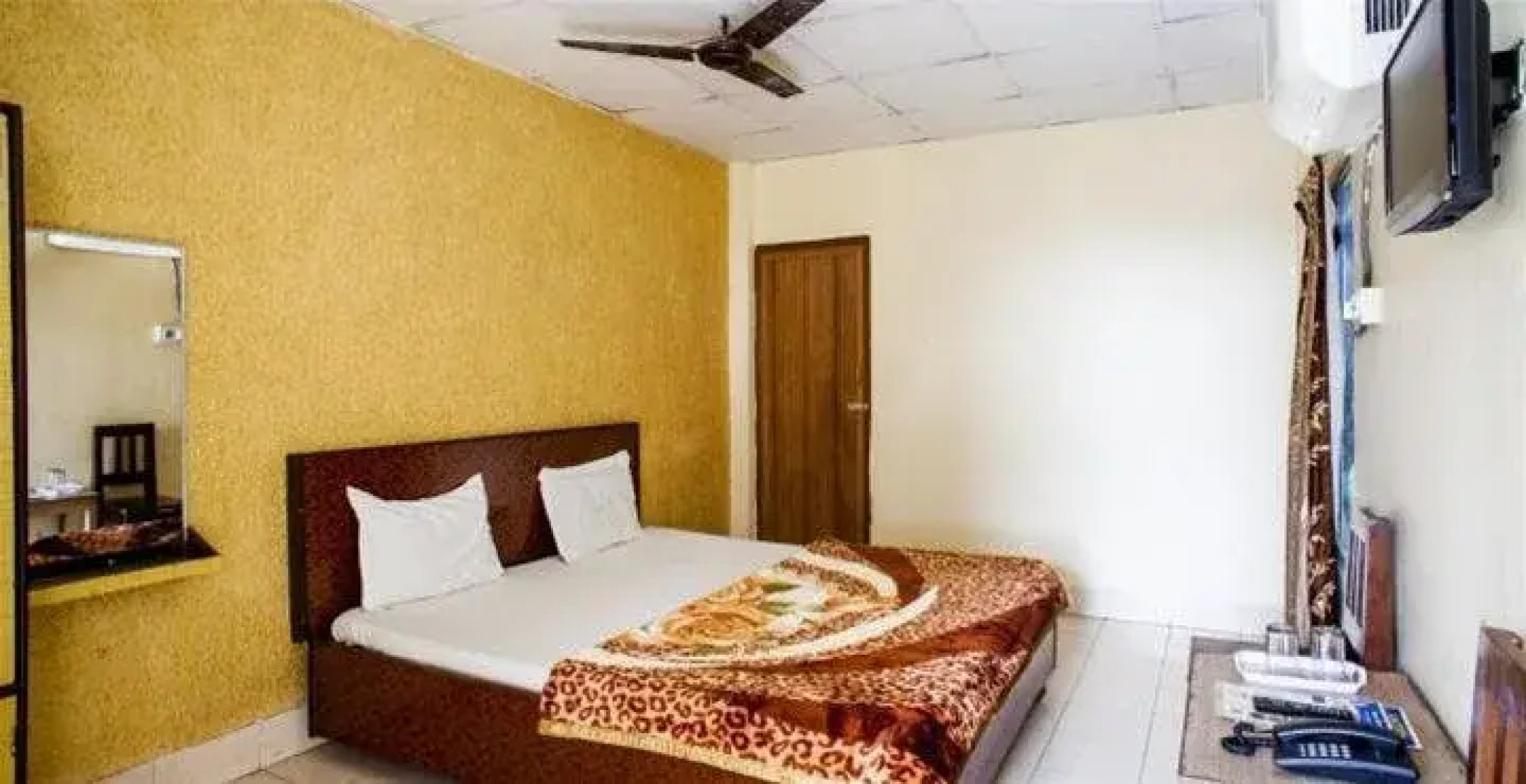 Resort Hirak Jayanti