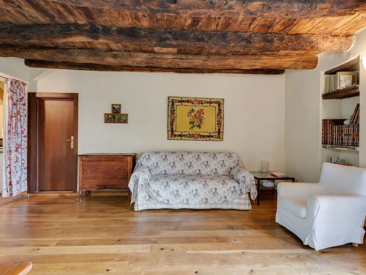 Mansion in Ovada With Pool and Scenic Hills