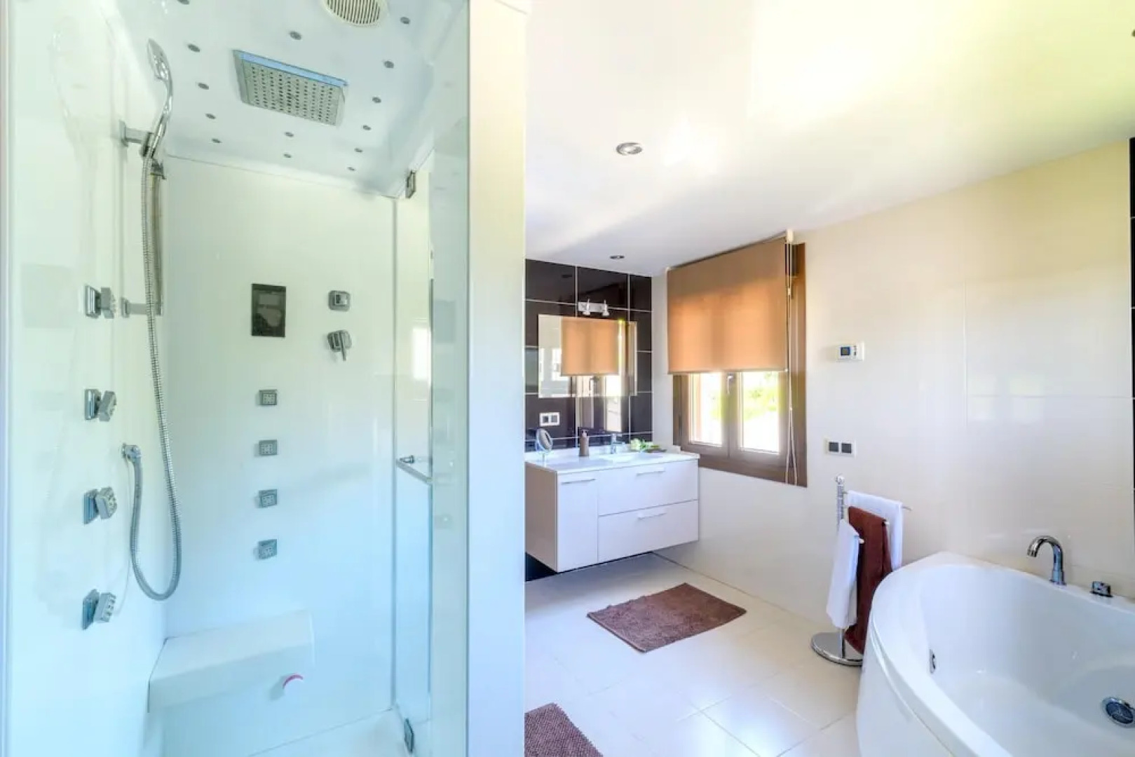 House With 4 Bedrooms in Sanjenjo, With Shared Pool, Enclosed Garden and Wifi