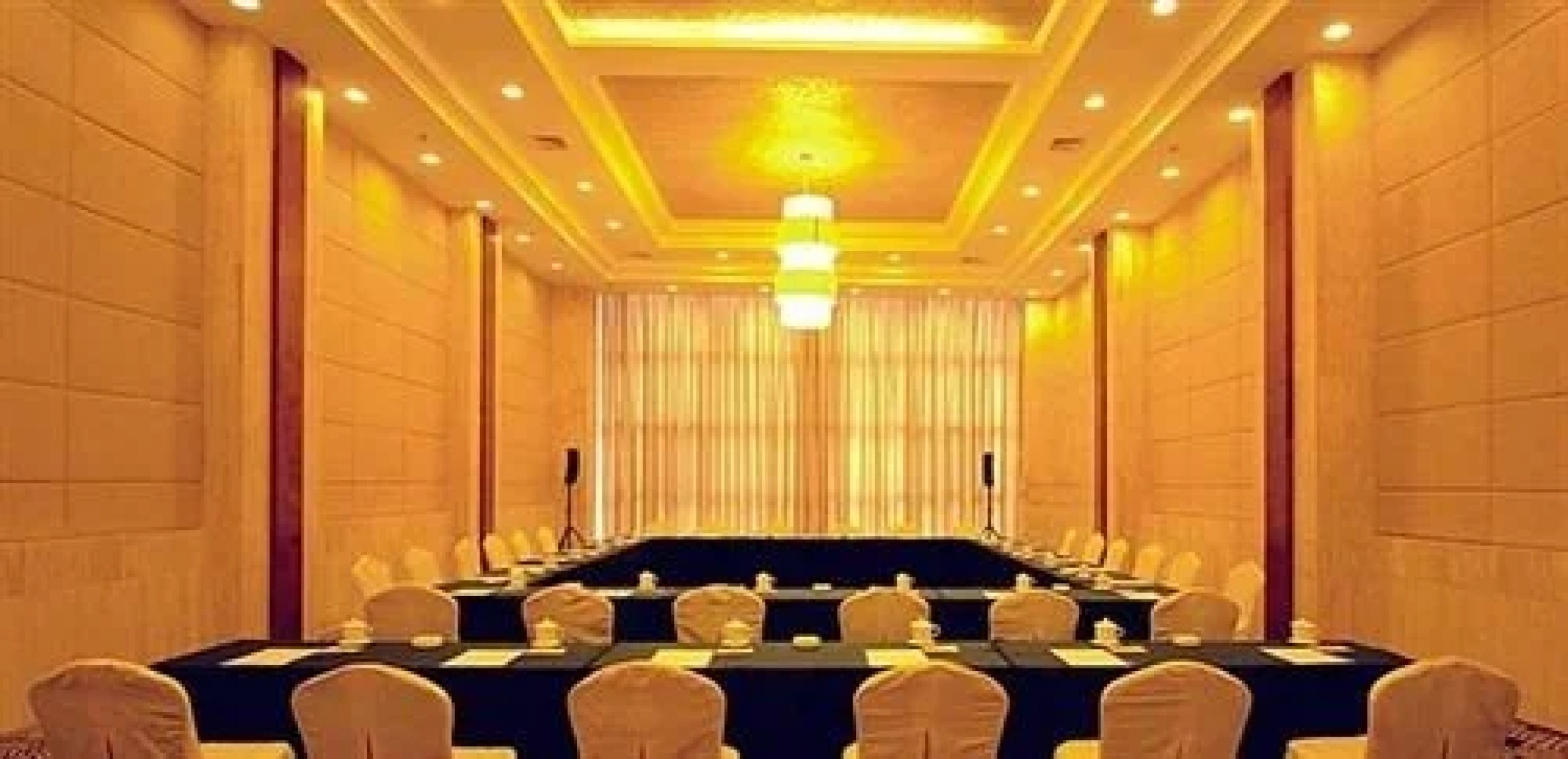 Eden Resort Hotel Yibin