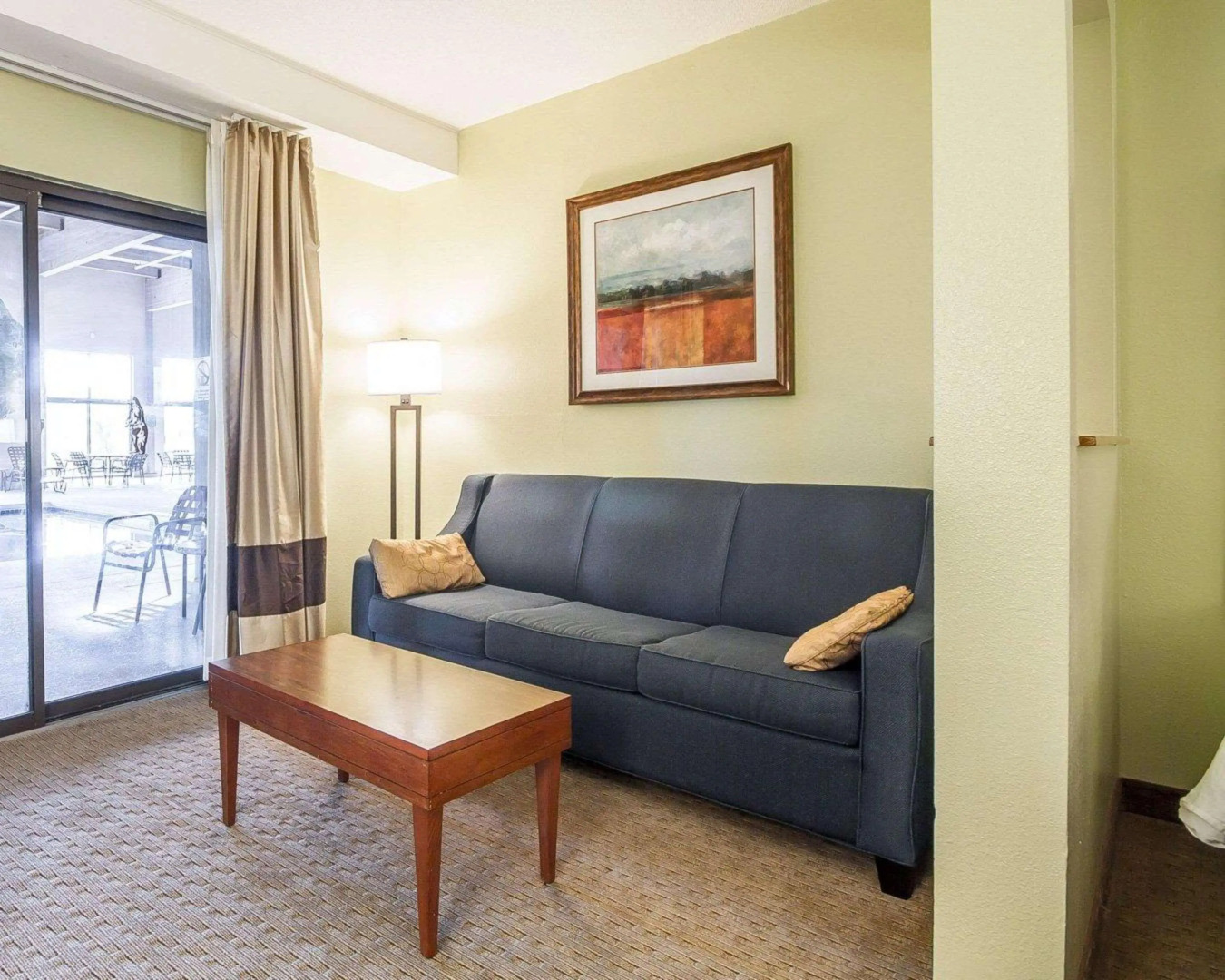 Comfort Inn & Suites