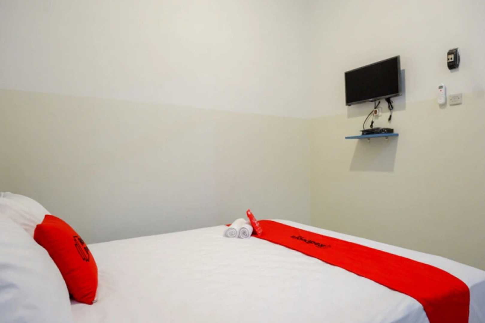 RedDoorz near Tamansari Shopping Center Salatiga