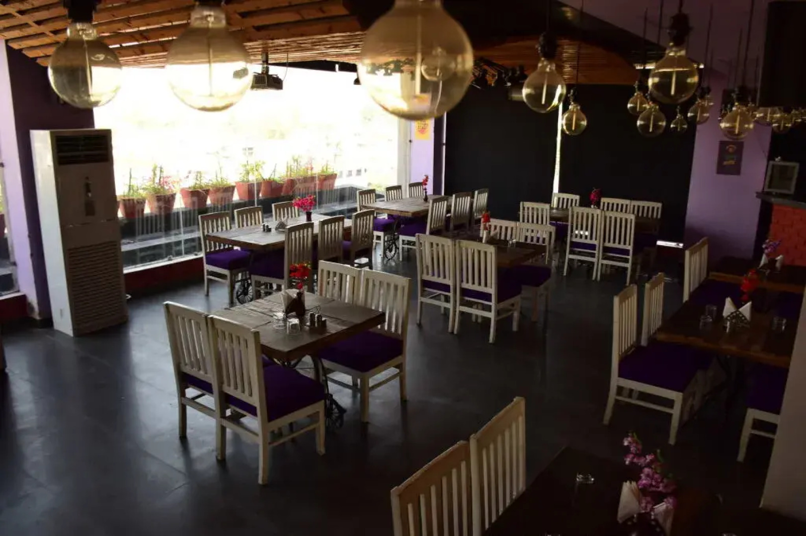 Hotel Orbion Mall Road