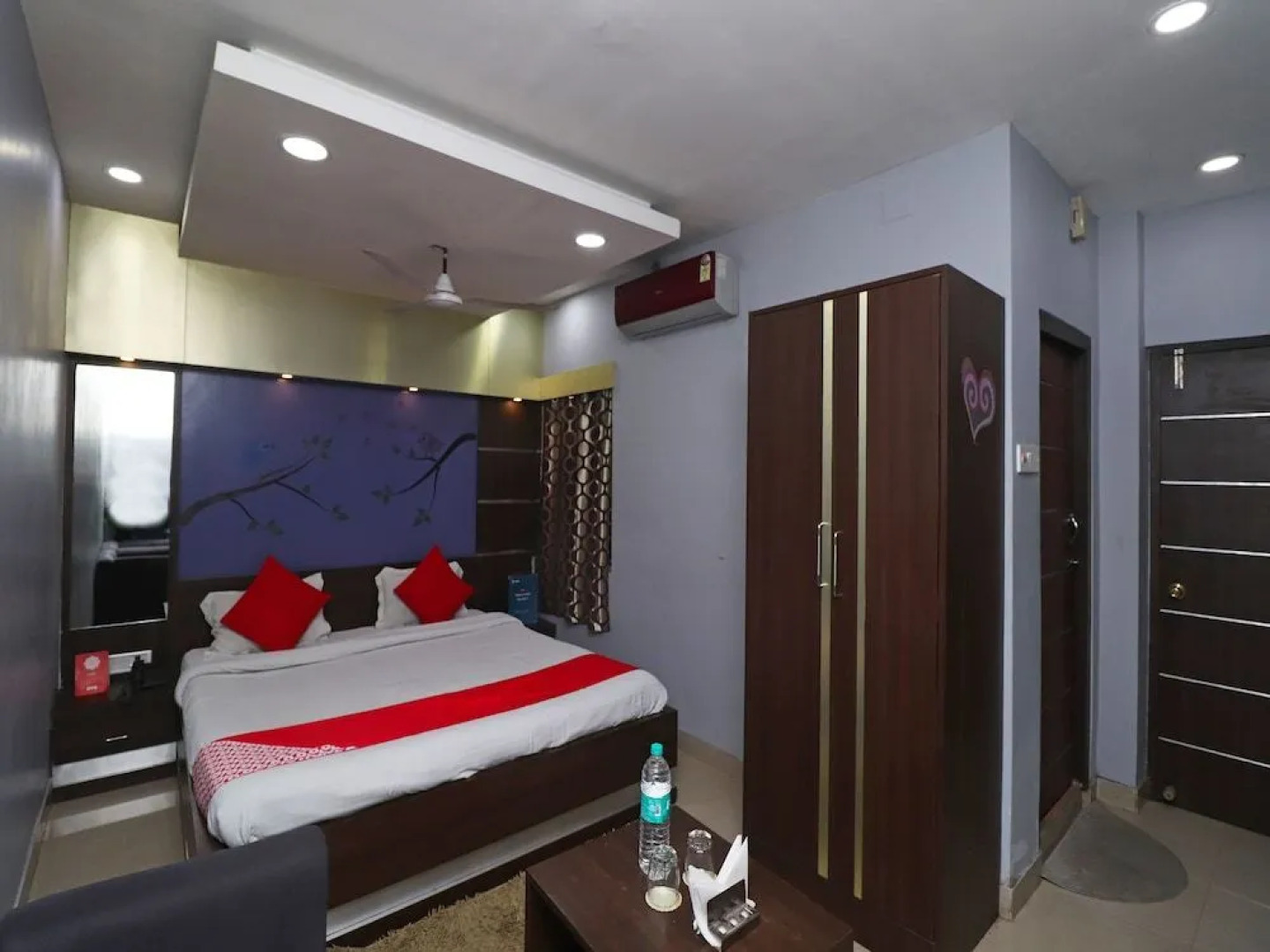 OYO 33455 Hotel Shivam
