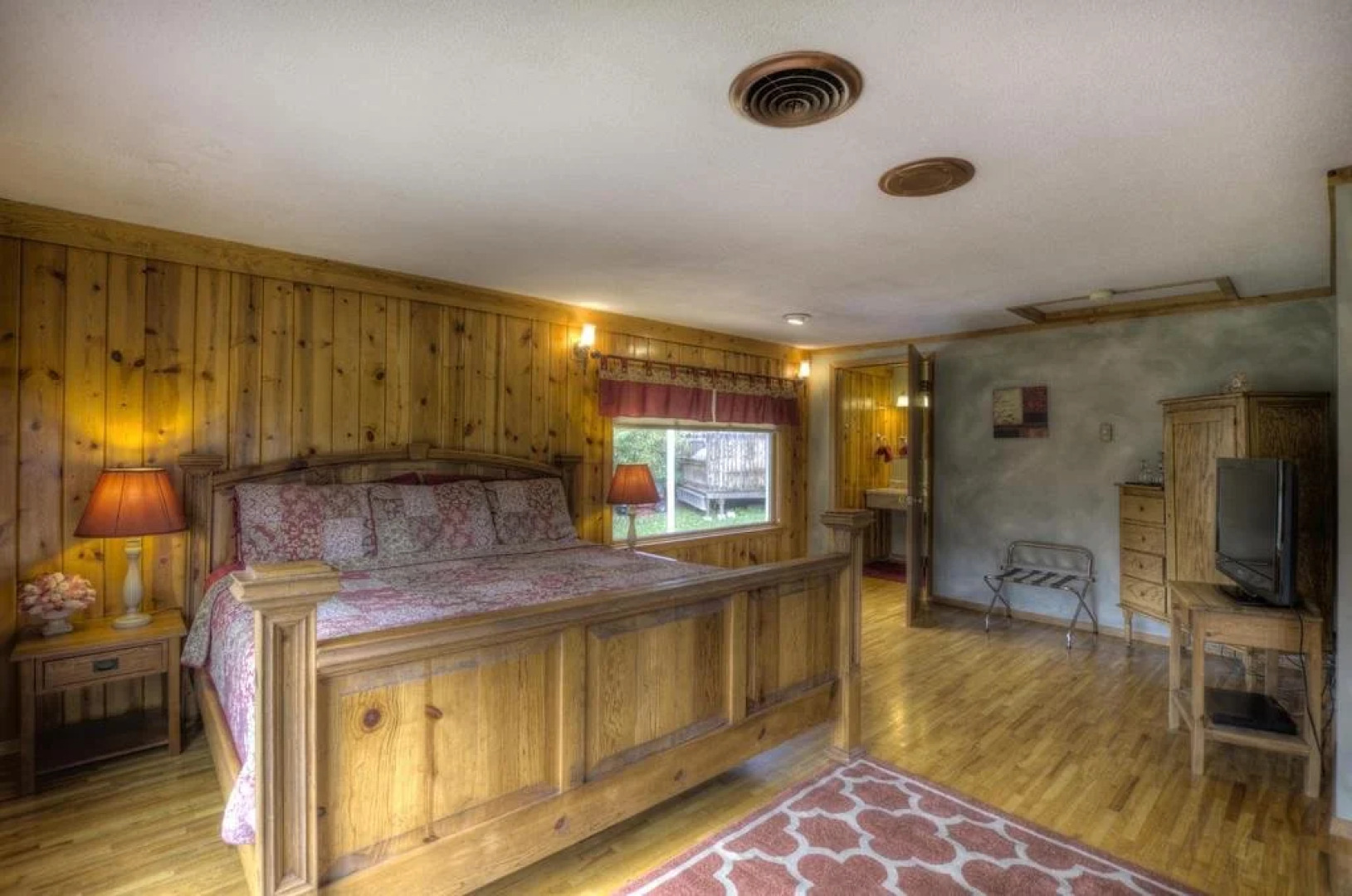 Black Forest Inn Bed & Breakfast