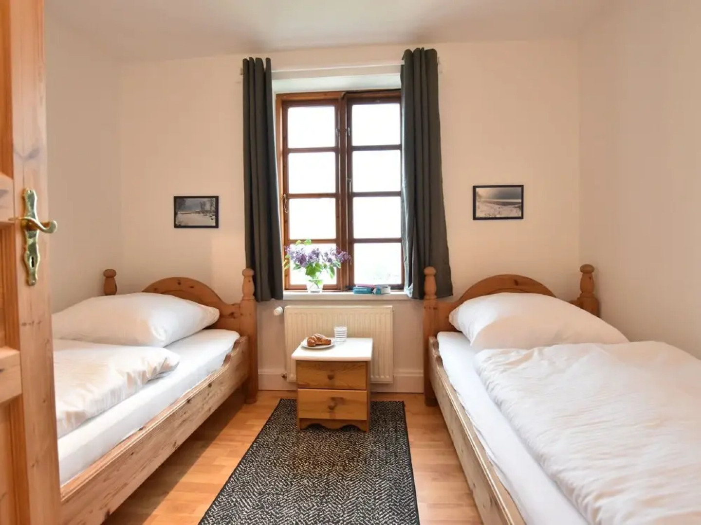 Waterfront Apartment in Stove With Balcony