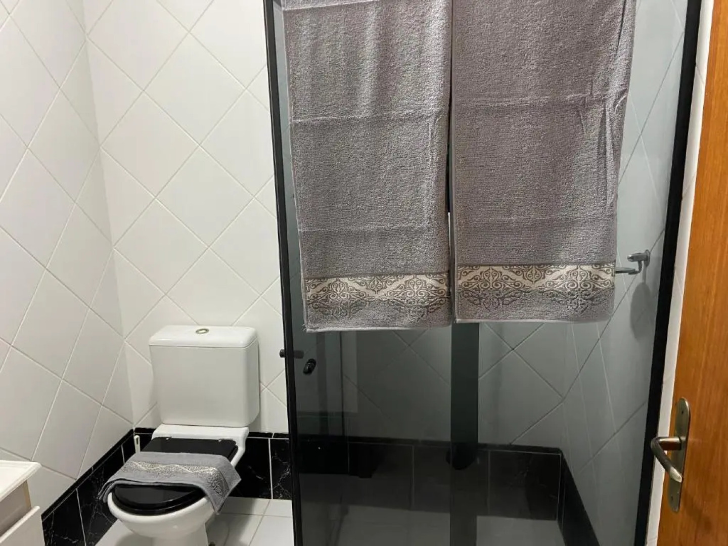 Sobrado Oktober com Piscina