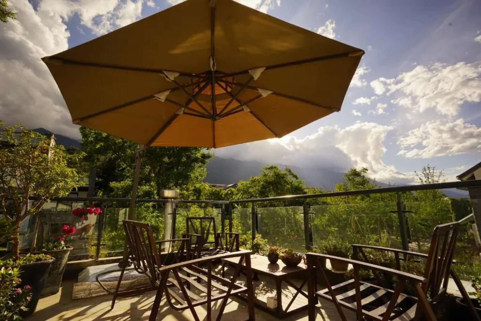 Dali Cloud Atlas Inn