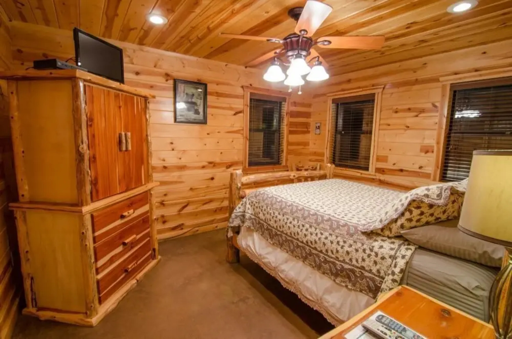 Breckoma Lodge - 4 Br Cabin