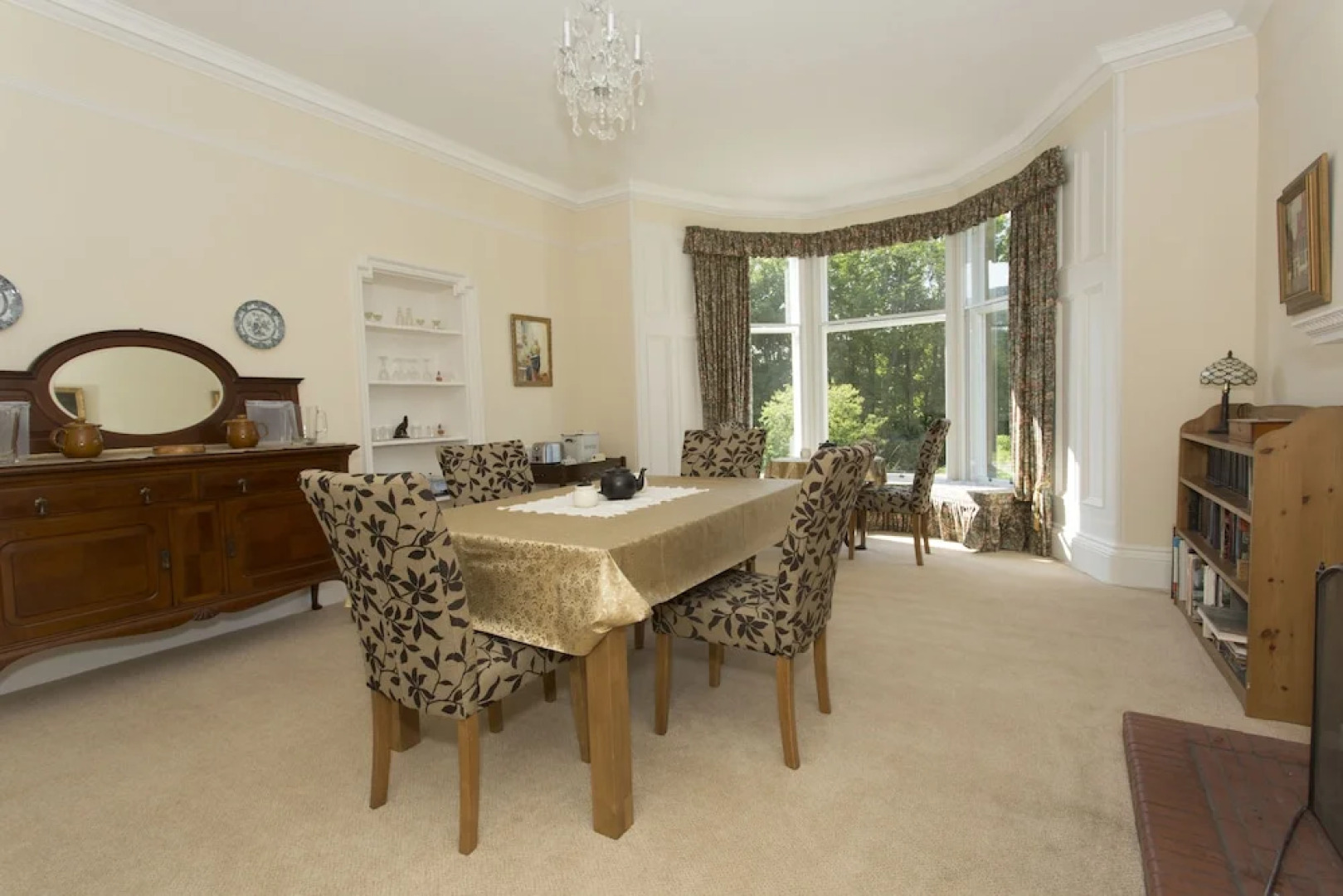 Broadmeadows Farmhouse B&B