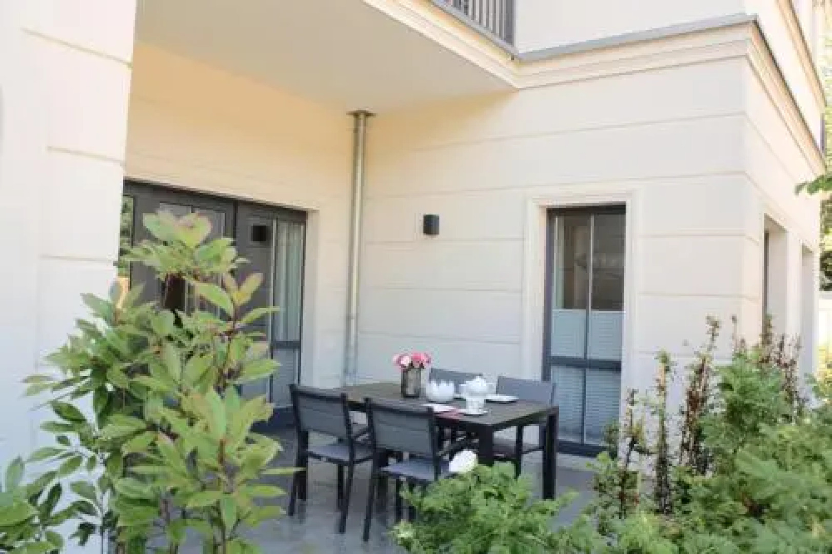 Logierhaus Friedrich -Ferienwohnung Ostseewelle - 1.Reihe