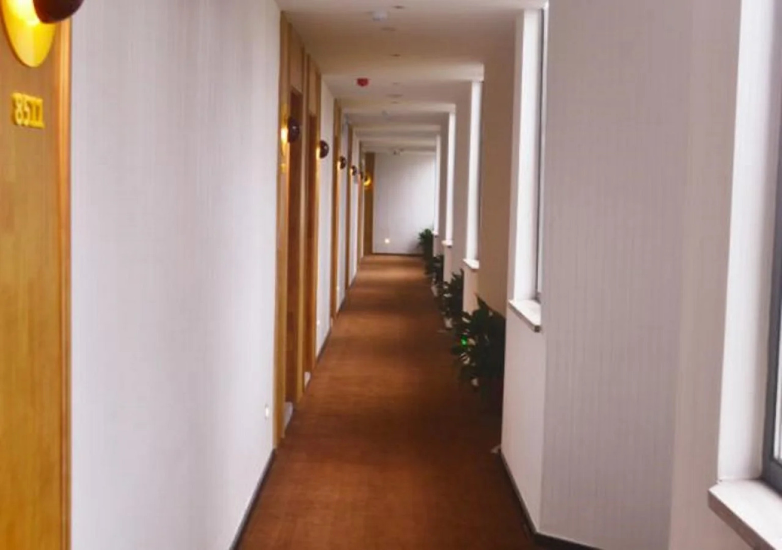 IU Hotel Shaoyang Xihu Road