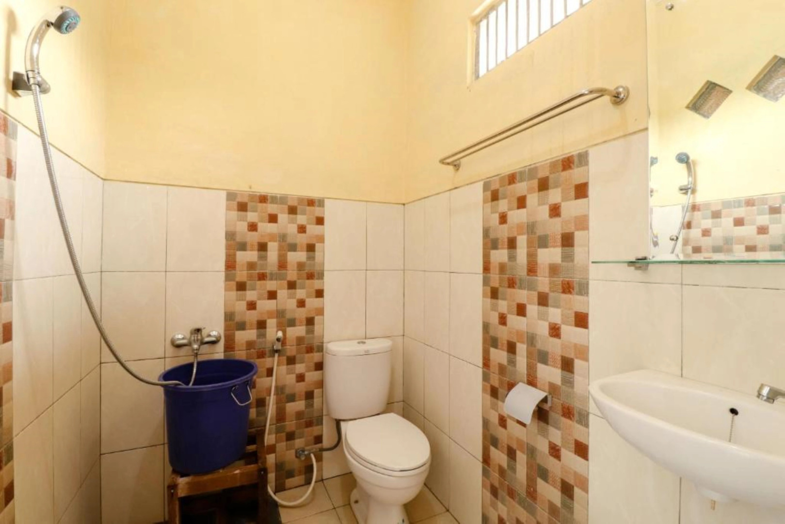 The Joglo Family Hotel by ZUZU