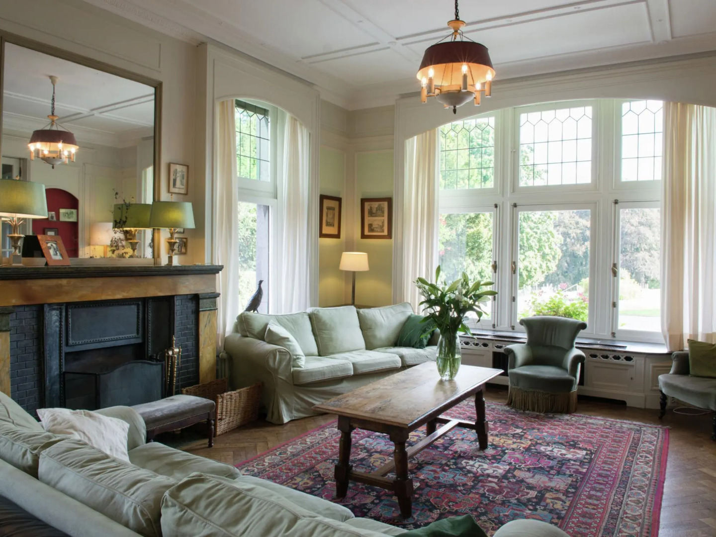 Vintage Castle in Theux With Private Pool