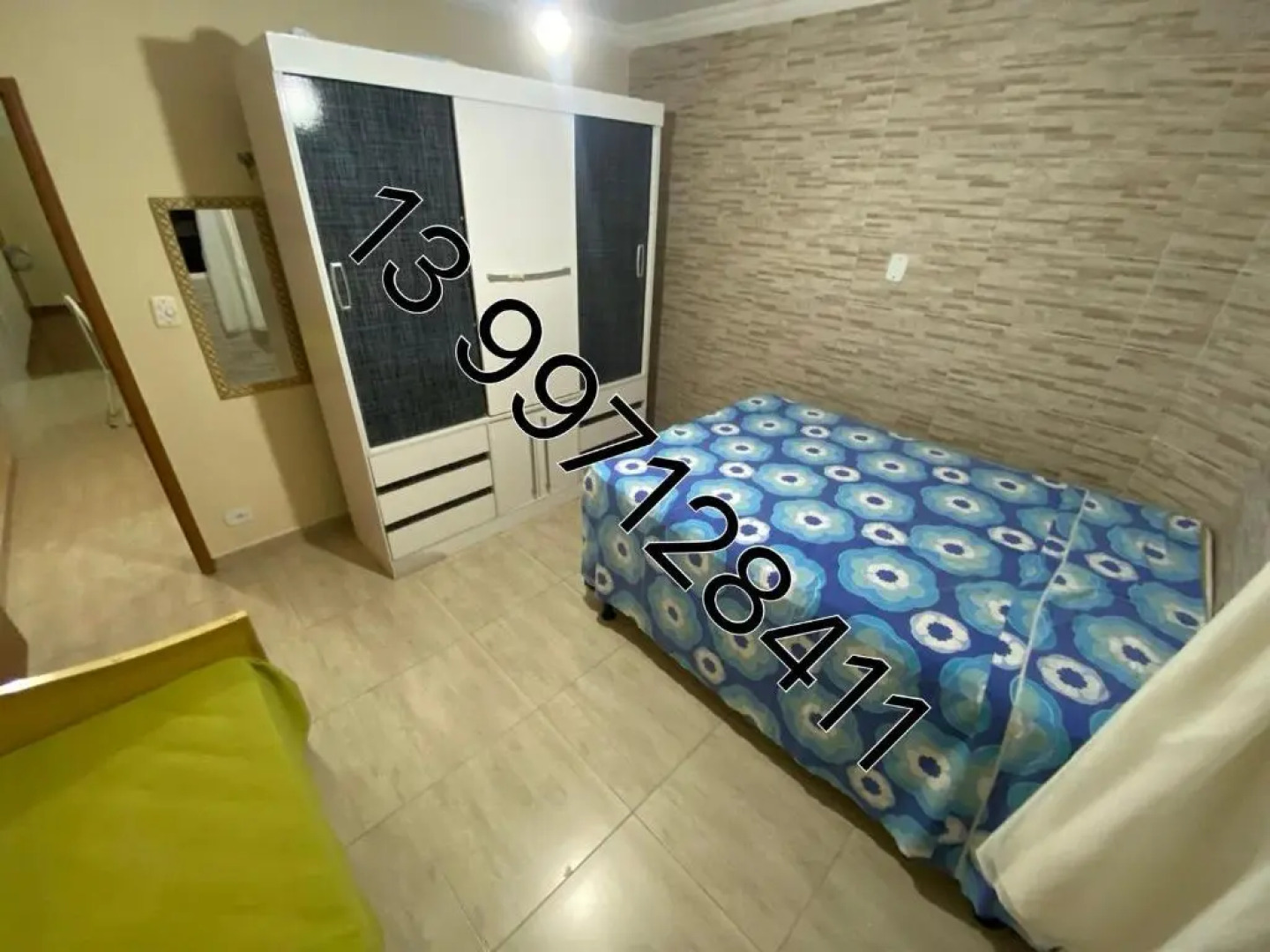 Pé na areia Canto do forte II