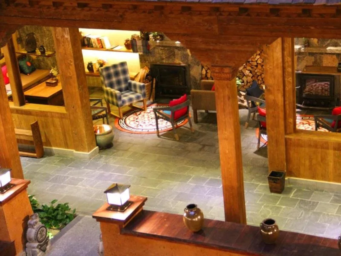 Dibei Hotel and Lost Horizon