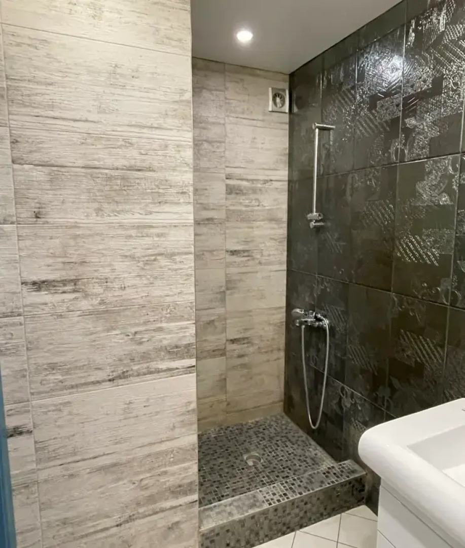 Апартаменты на улице Толстого 104