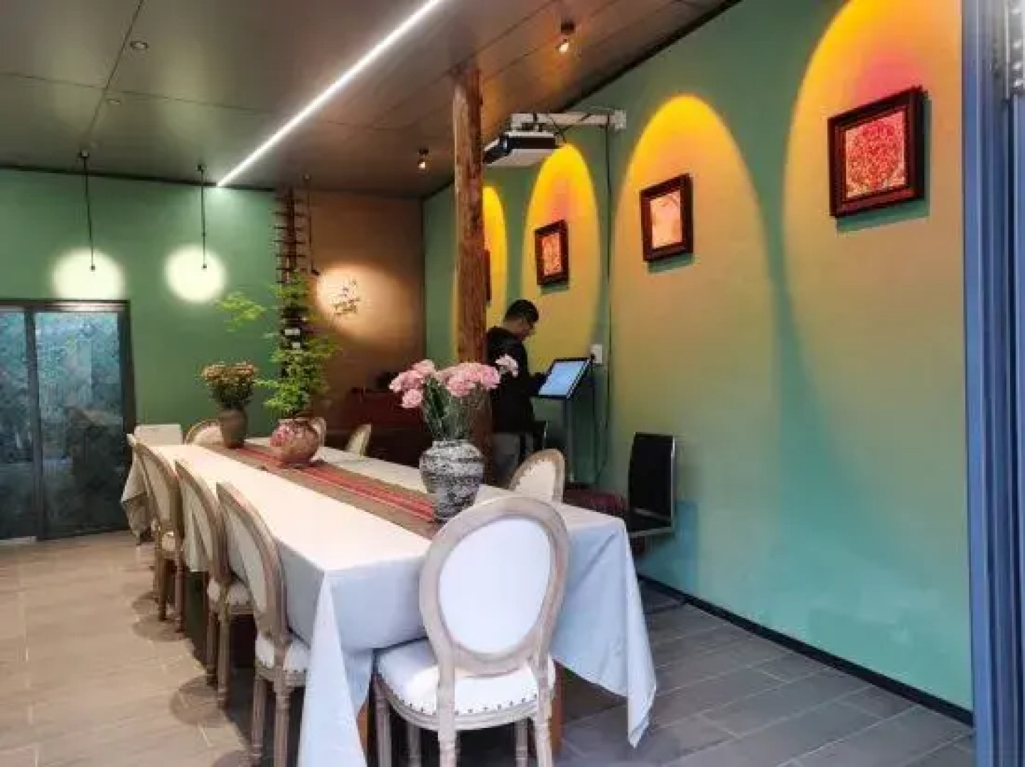 Deqing Shanyinju Country House