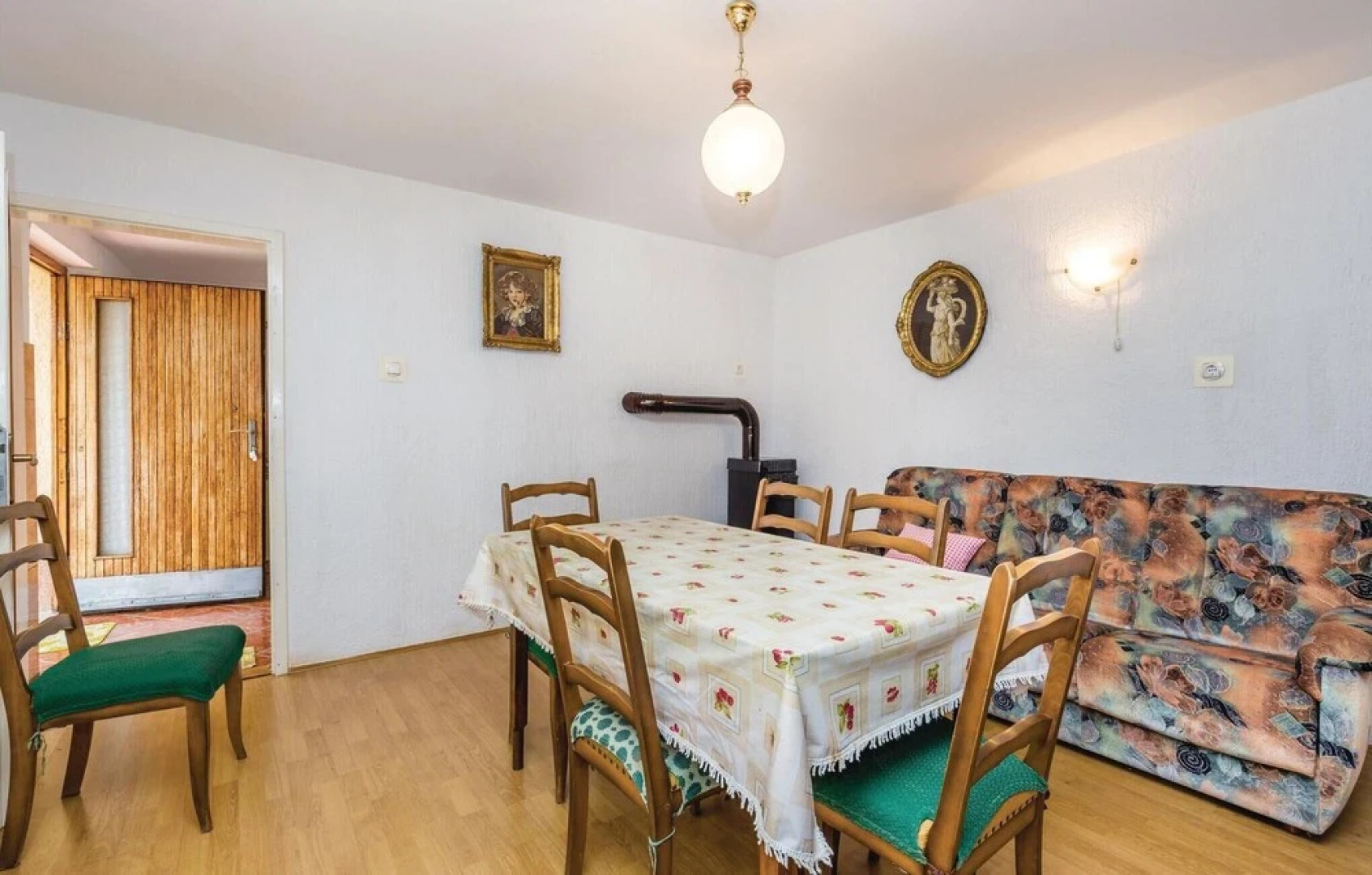 Stunning Apartment in Sveti Juraj With 1 Bedrooms and Wifi