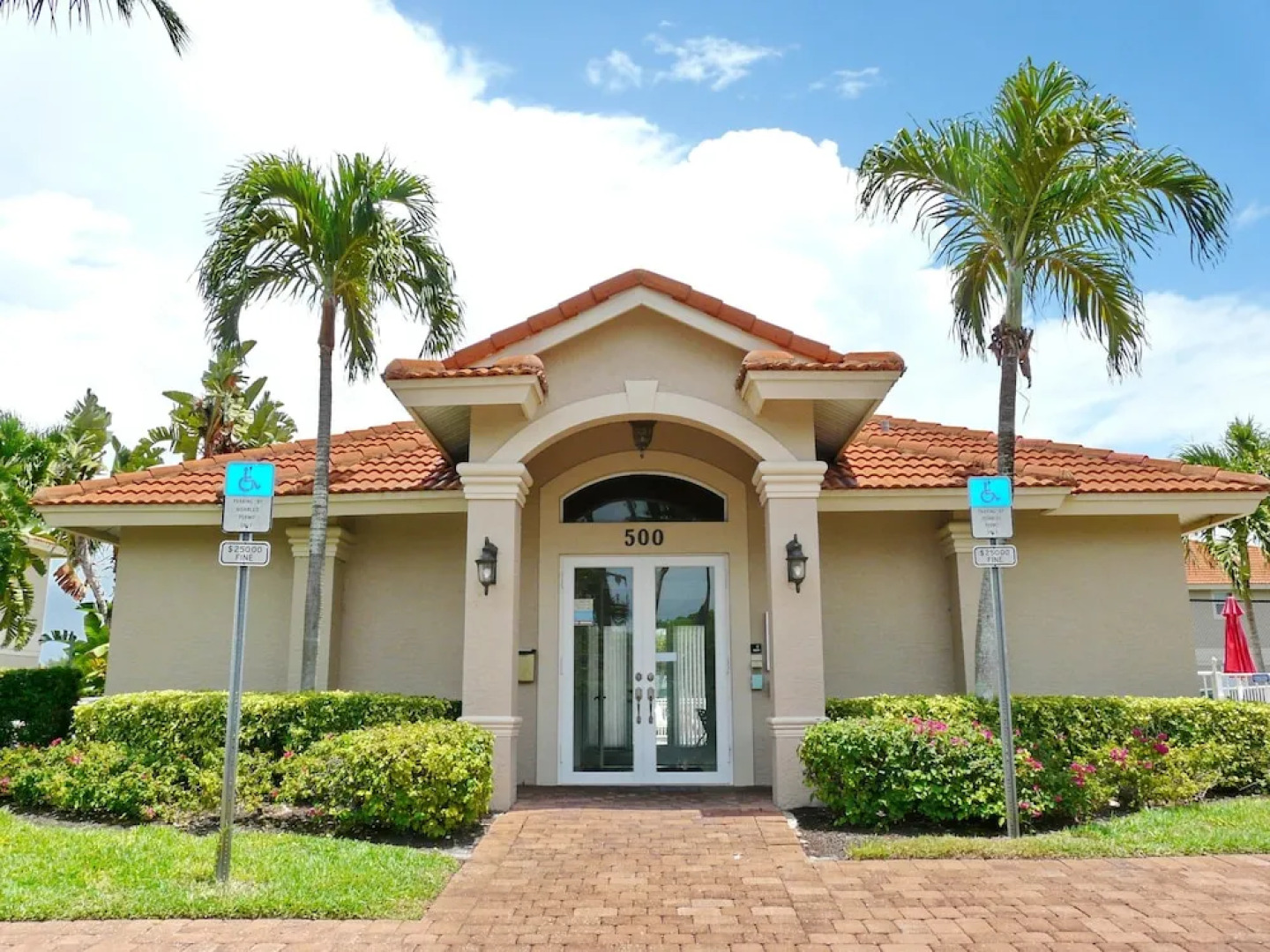 670 Club Marco Circle, Unit 102