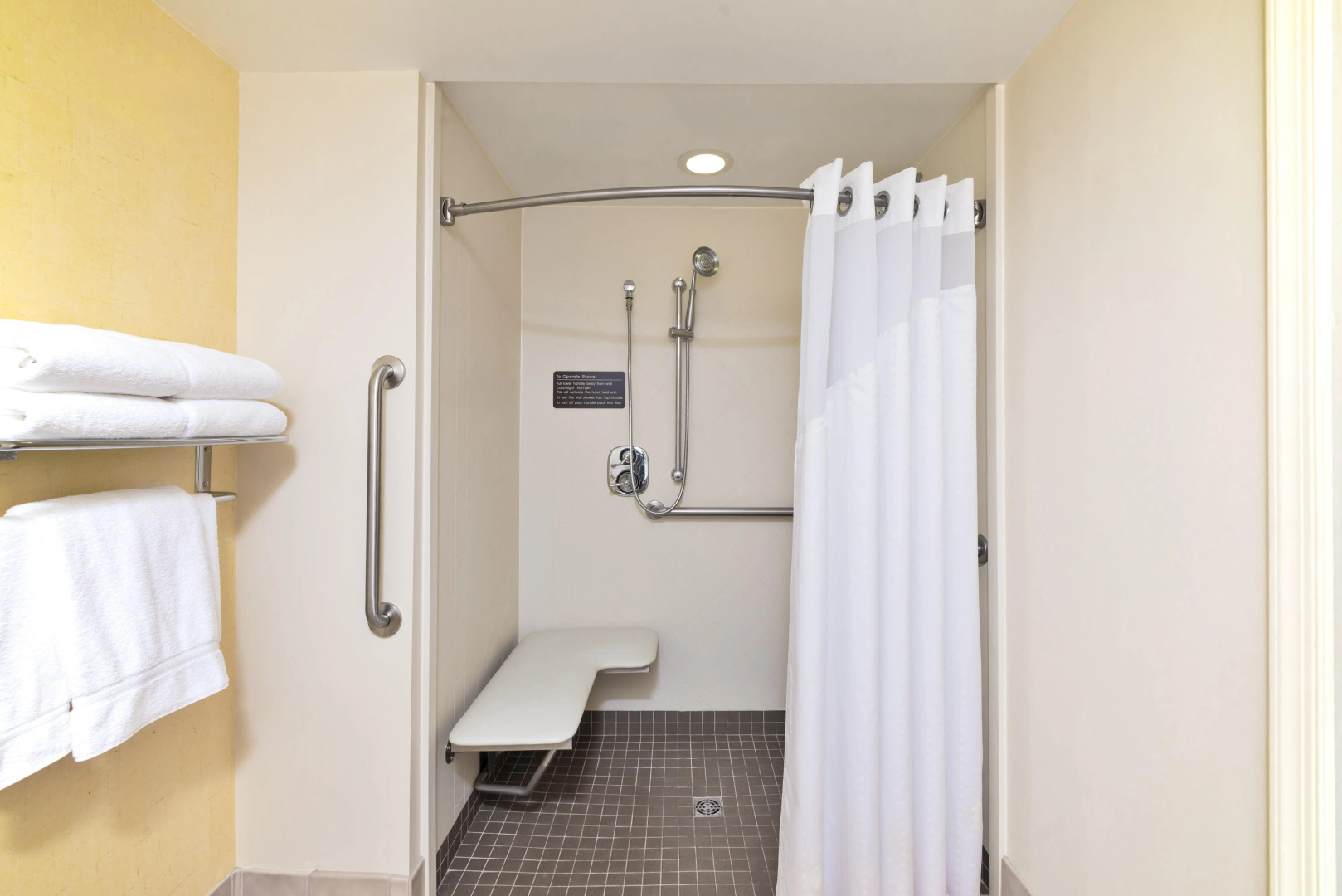 Holiday Inn Express Hotel & Suites Frackville by IHG