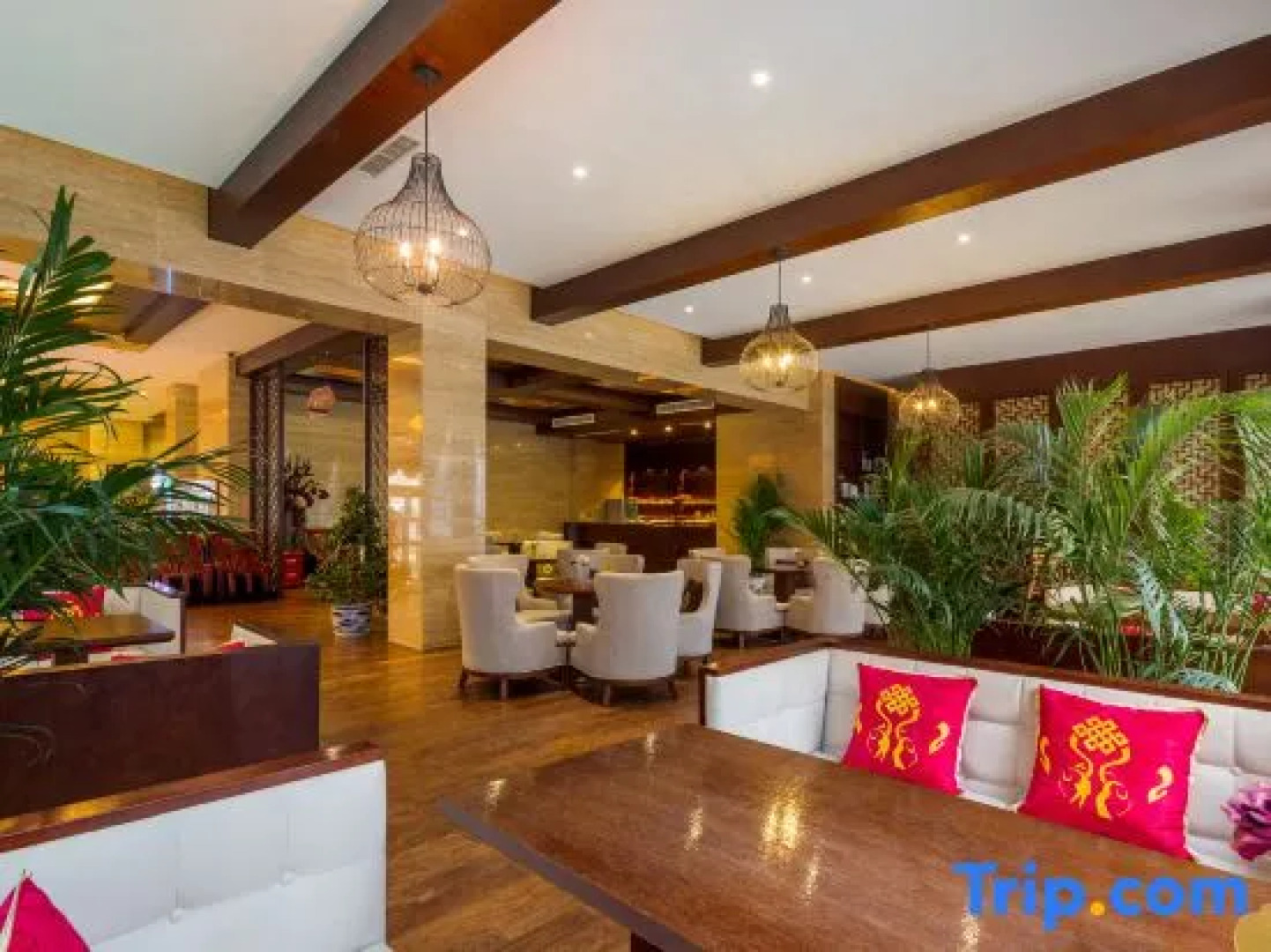 Jiuzhaigou Sanroyal International Hotel