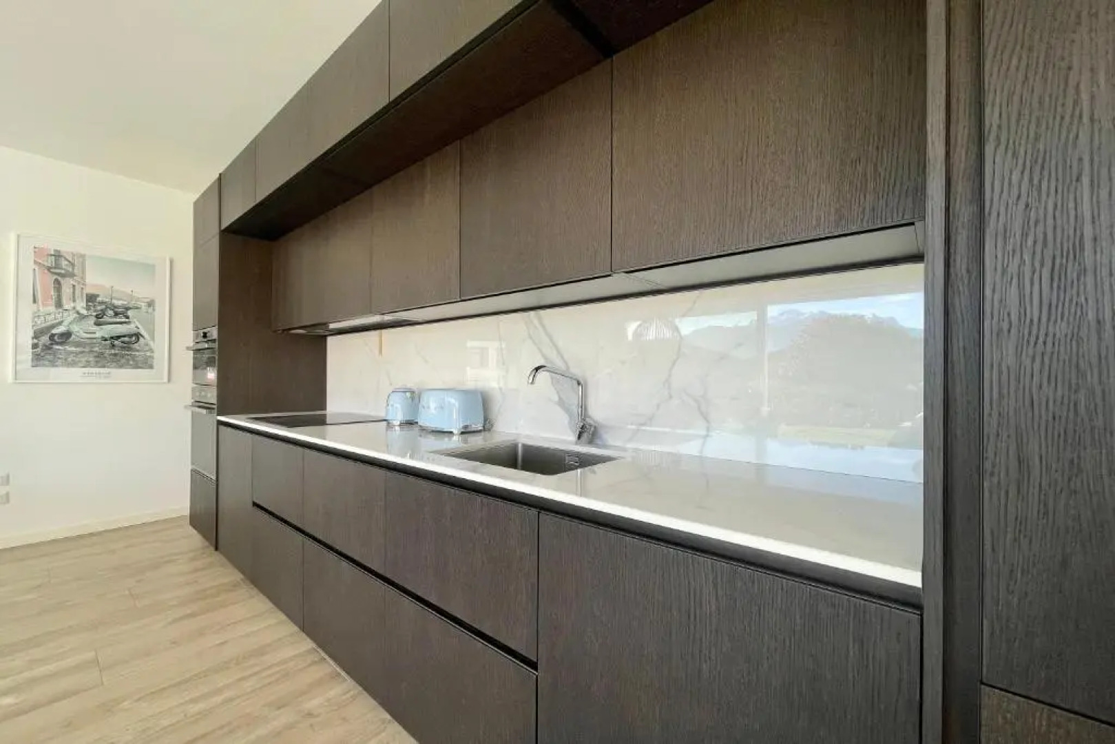 Modern House Apartments