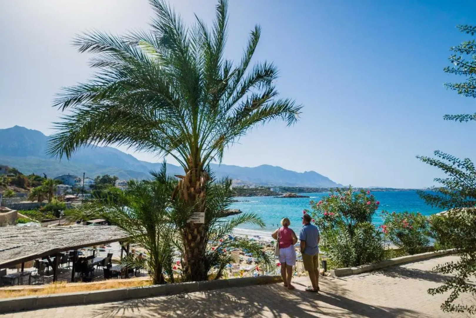 Comfortable One-Bedroom Apartment near the Sea and Casino Merit Park Sel 2-6